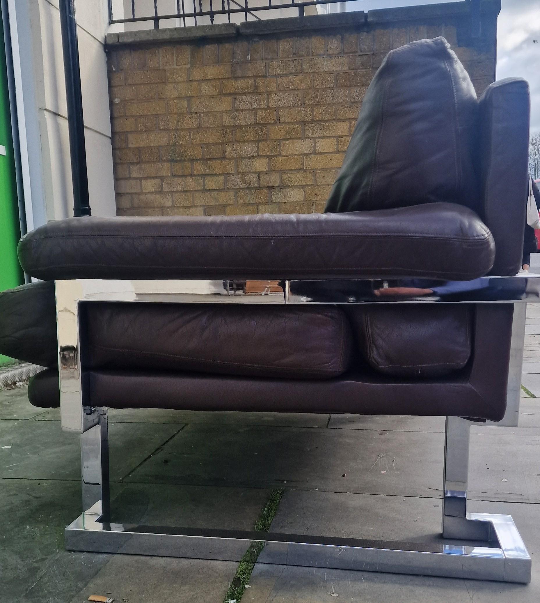 Mid-Century Modern 1970s leather sofa by Tim Bates For Sale