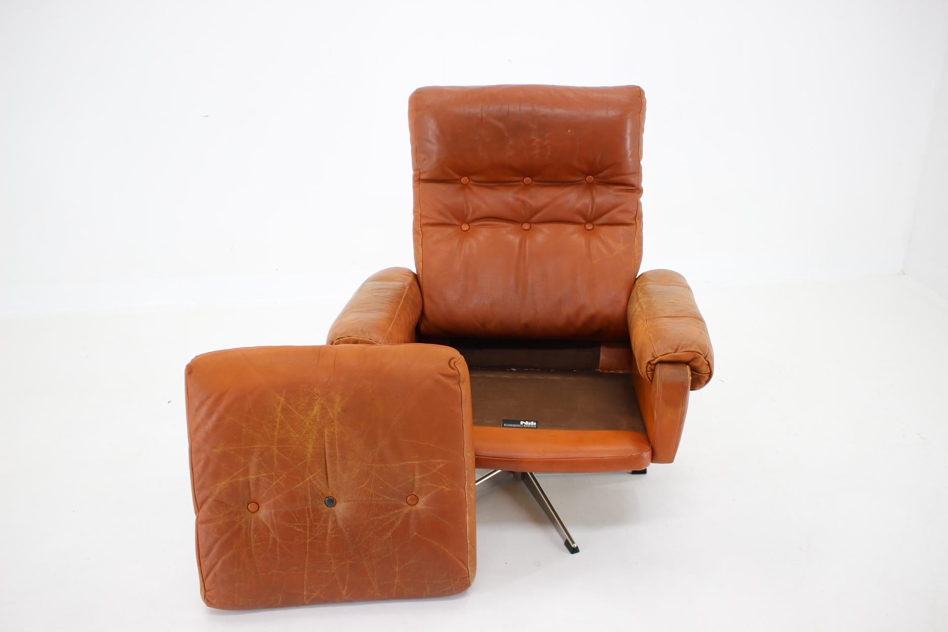 1970s Leather Swivel Armchair by Nili Stoppmobler, Denmark For Sale 3