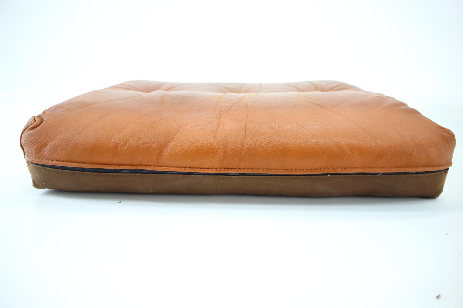 1970s Leather Swivel Armchair by Nili Stoppmobler, Denmark For Sale 5