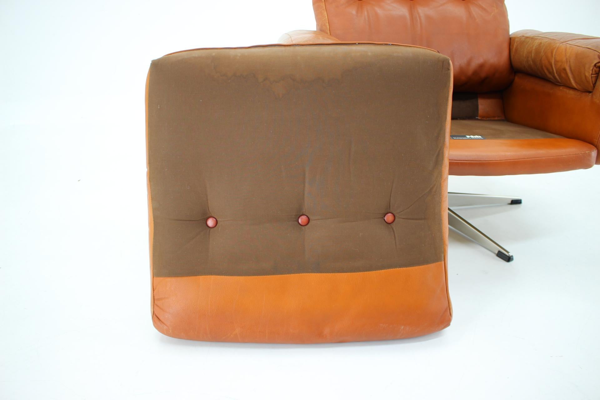 1970s Leather Swivel Armchair by Nili Stoppmobler, Denmark For Sale 6