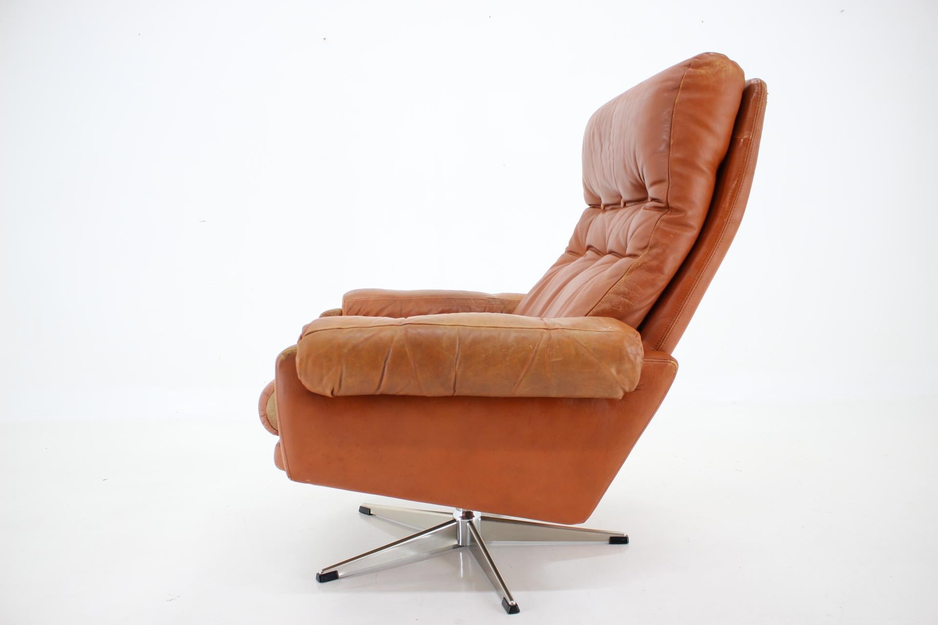 1970s Leather Swivel Armchair by Nili Stoppmobler, Denmark For Sale 2