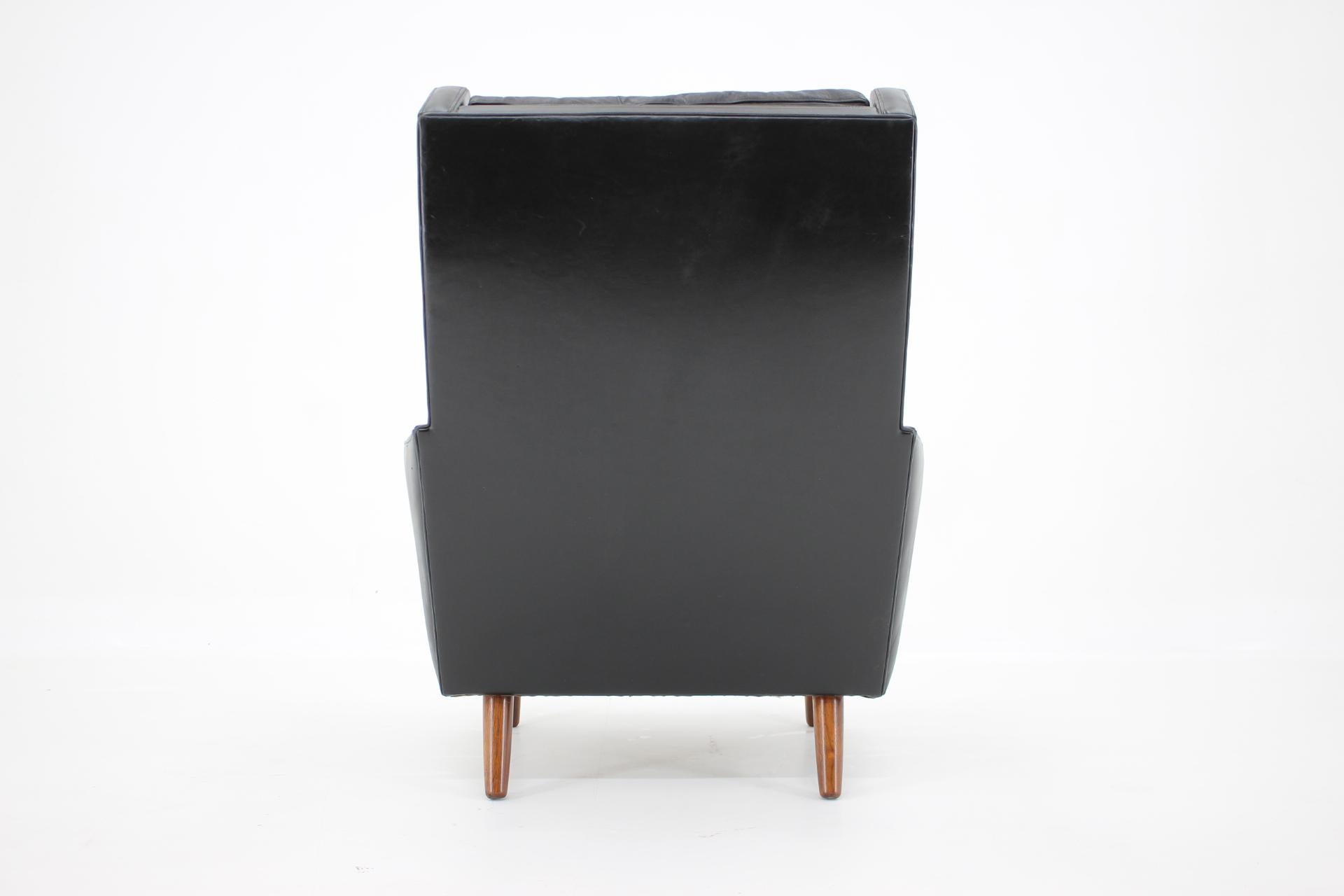 Mid-Century Modern 1970s Leather Wingback Lounge Chair, Denmark For Sale