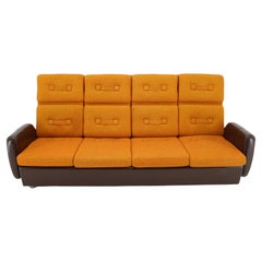 1970er Kunstleder und Stoff 4-Sitzer Sofa, Tschechoslowakei