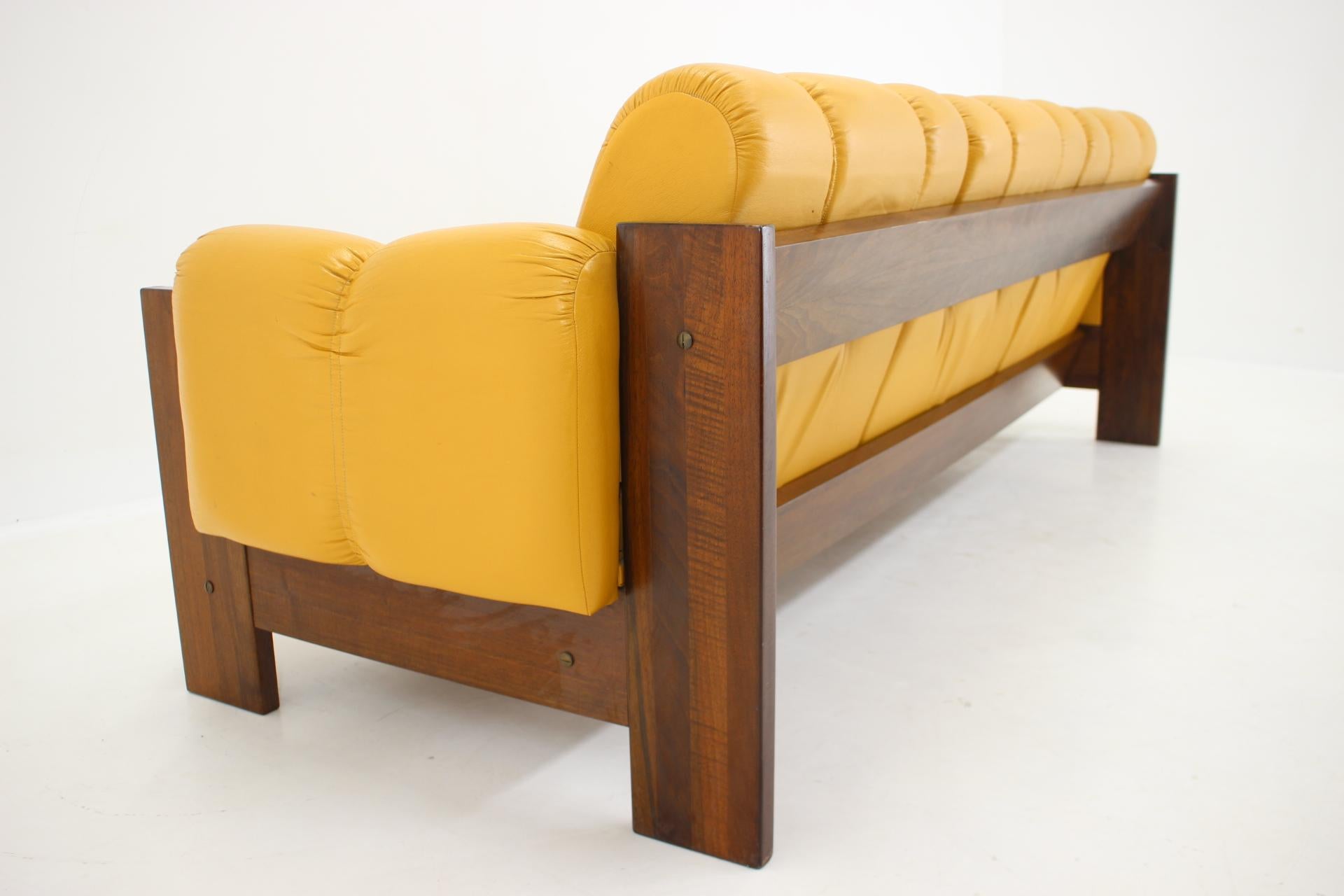 1970s Leatherette Sofa, Czechoslovakia 2