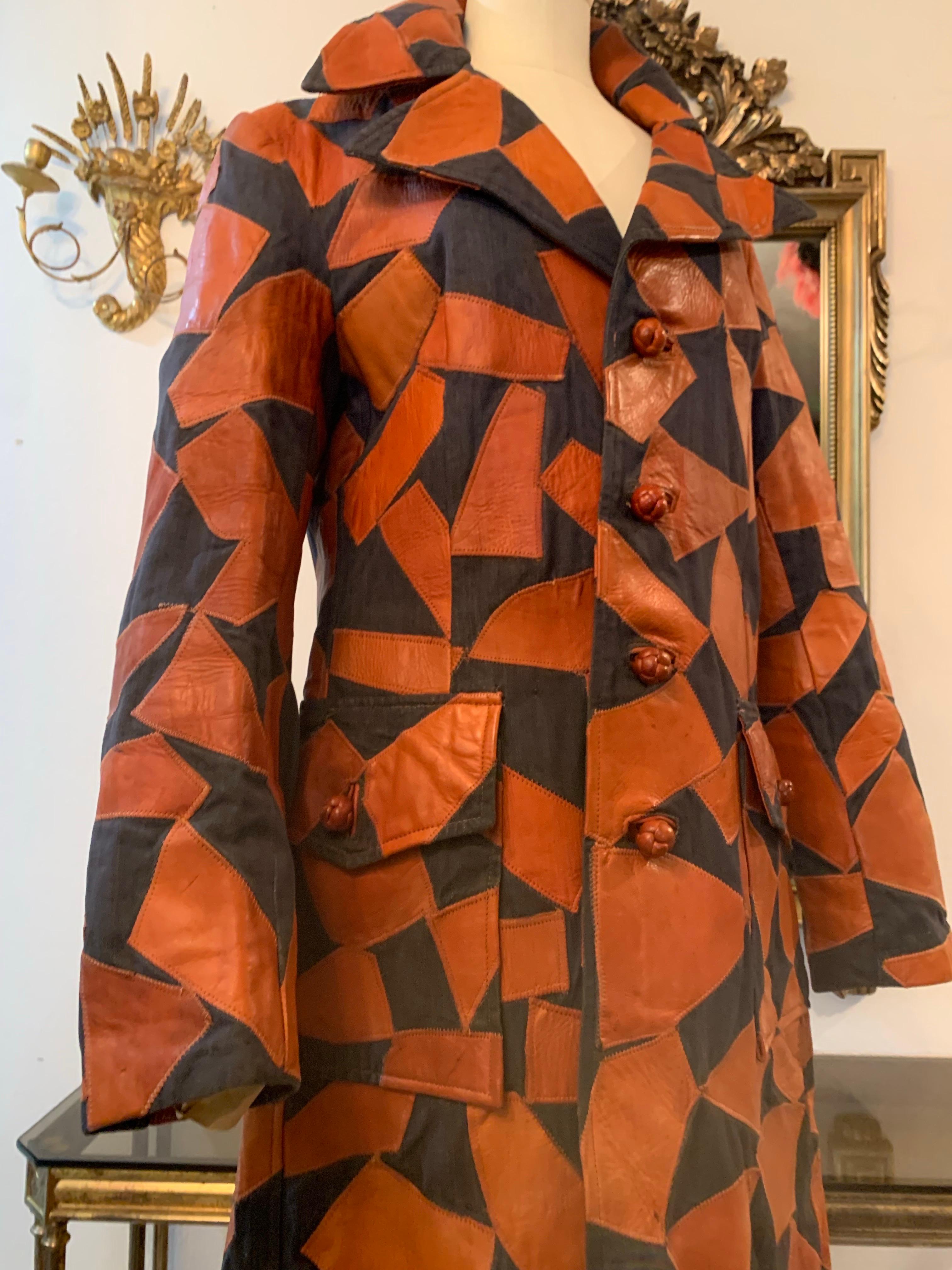 1970s Lee Imports Super-Fly Patchwork Denim & Cognac Leather Trench Coat For Sale 3