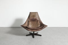 1970s Leolux Master Buffalo Leather Brutalist Swivel Lounge Chair
