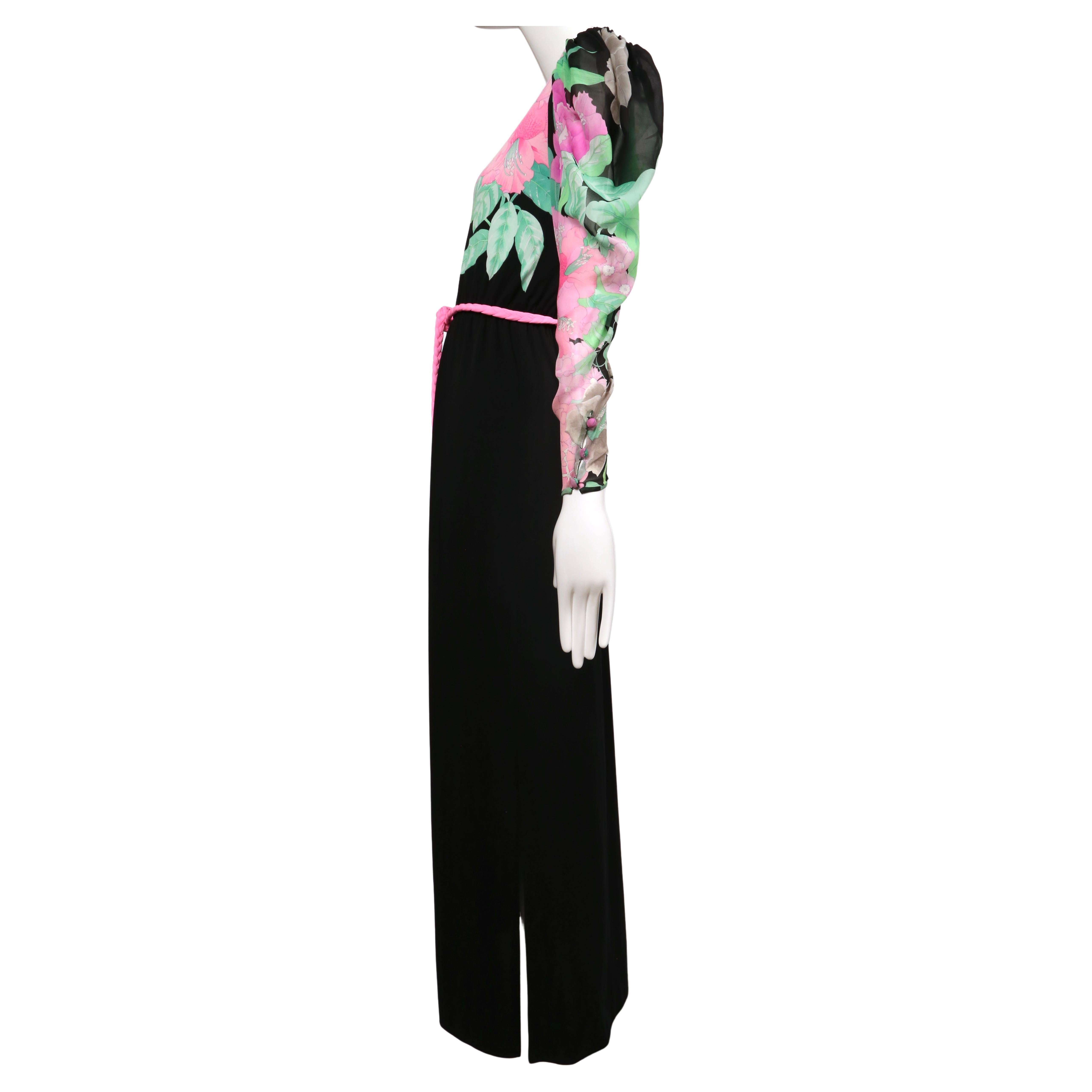 LEONARD of Paris - Robe en jersey de soie à imprimé floral, années 1970 en vente 2