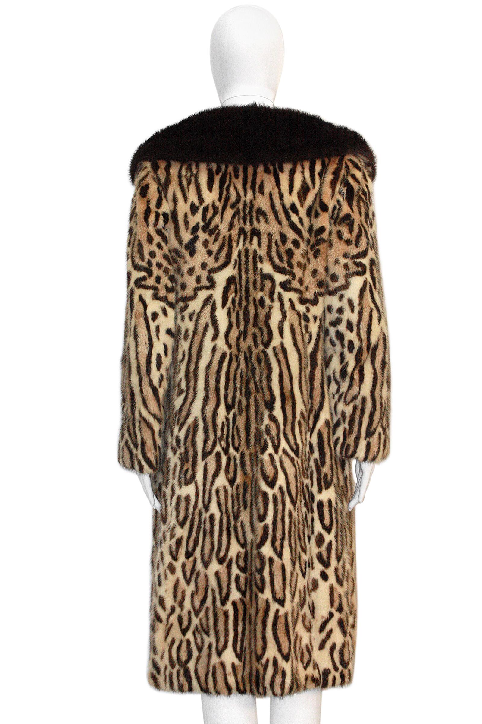 1970s STENCILED Leopard pattern Mink Coat with dark Mink Collar 1