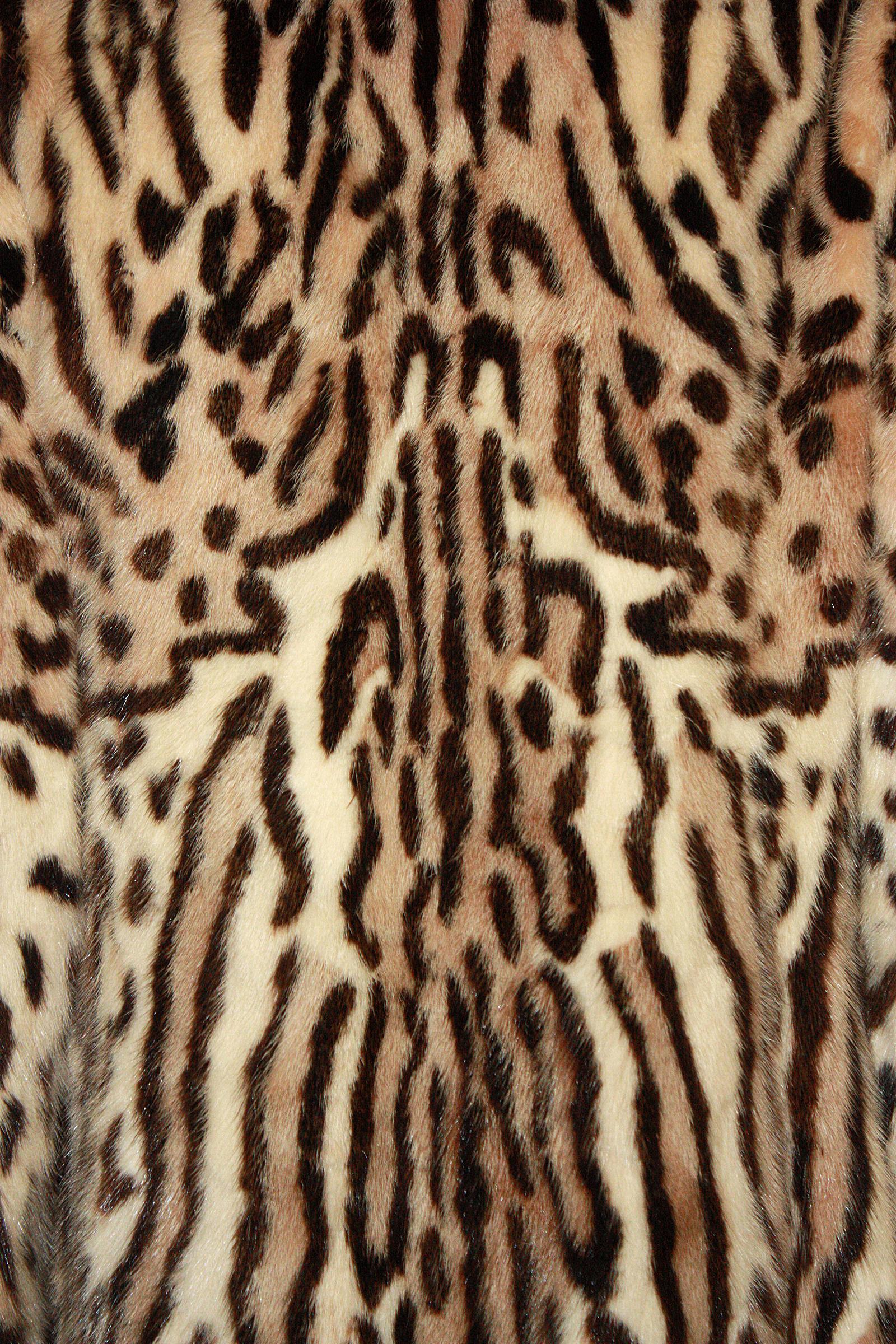 1970s STENCILED Leopard pattern Mink Coat with dark Mink Collar 2