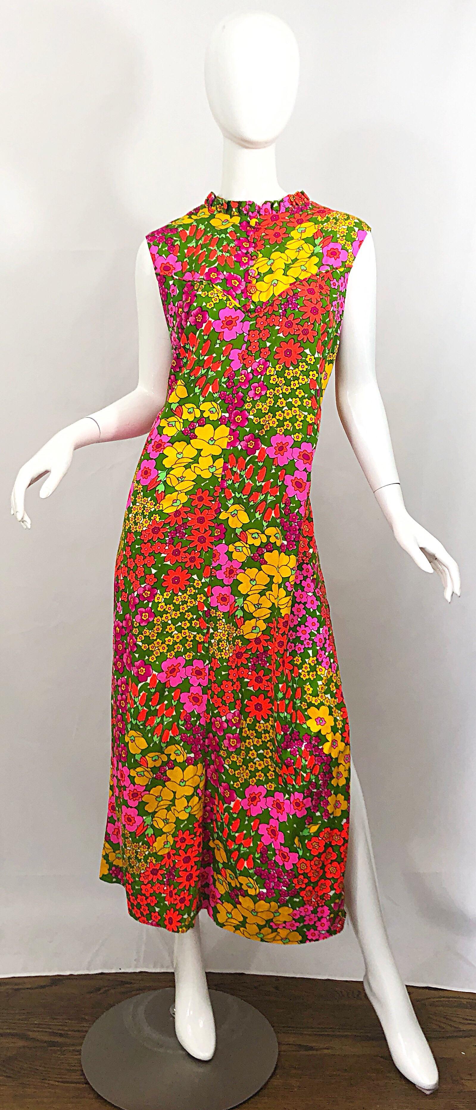 1970s Liberty House Plus Size XL Colorful Neon Flower Print 70s Maxi Dress For Sale 5