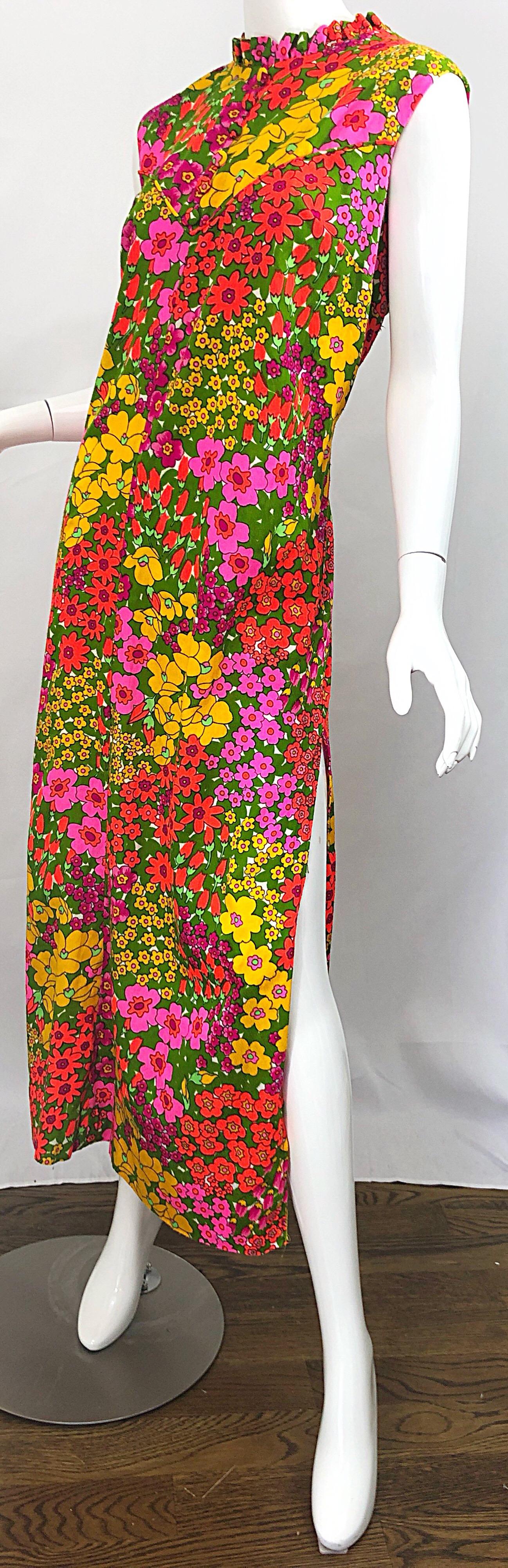 Women's 1970s Liberty House Plus Size XL Colorful Neon Flower Print 70s Maxi Dress For Sale