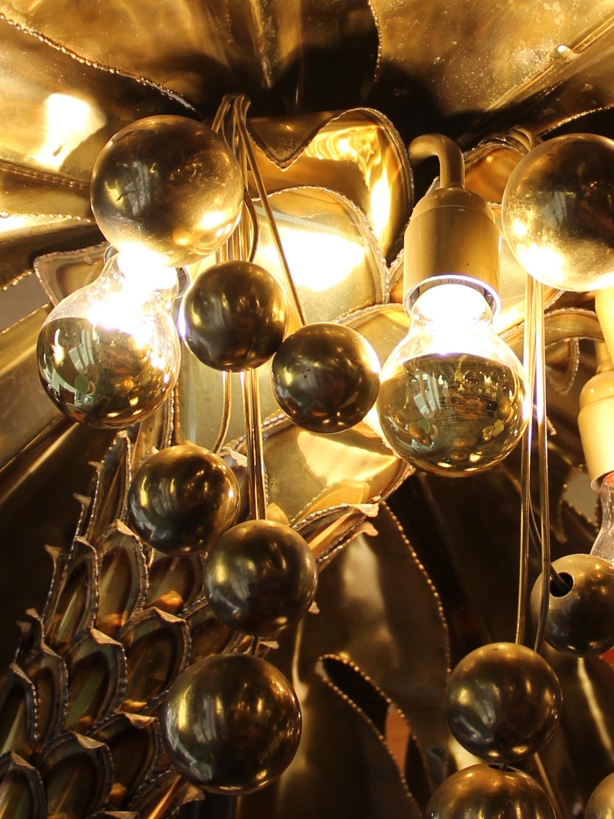 1970s Lighting Palm Tree in Gilded and Polished Brass, Maison Jansen in Paris 2