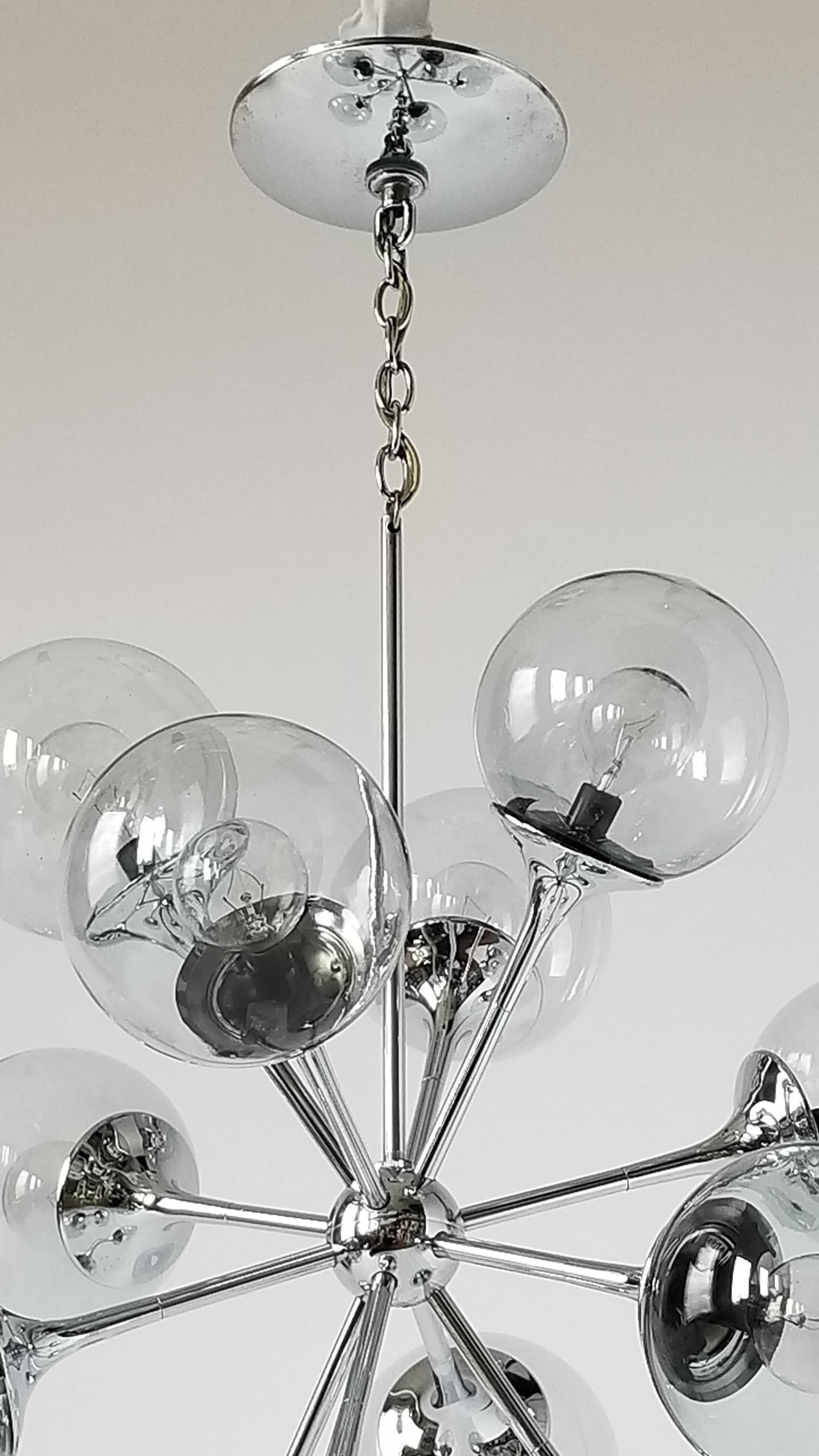 Blown Glass 1970s Lightolier 12-Arm Chrome Sputnik Chandelier with Glass Shade, USA