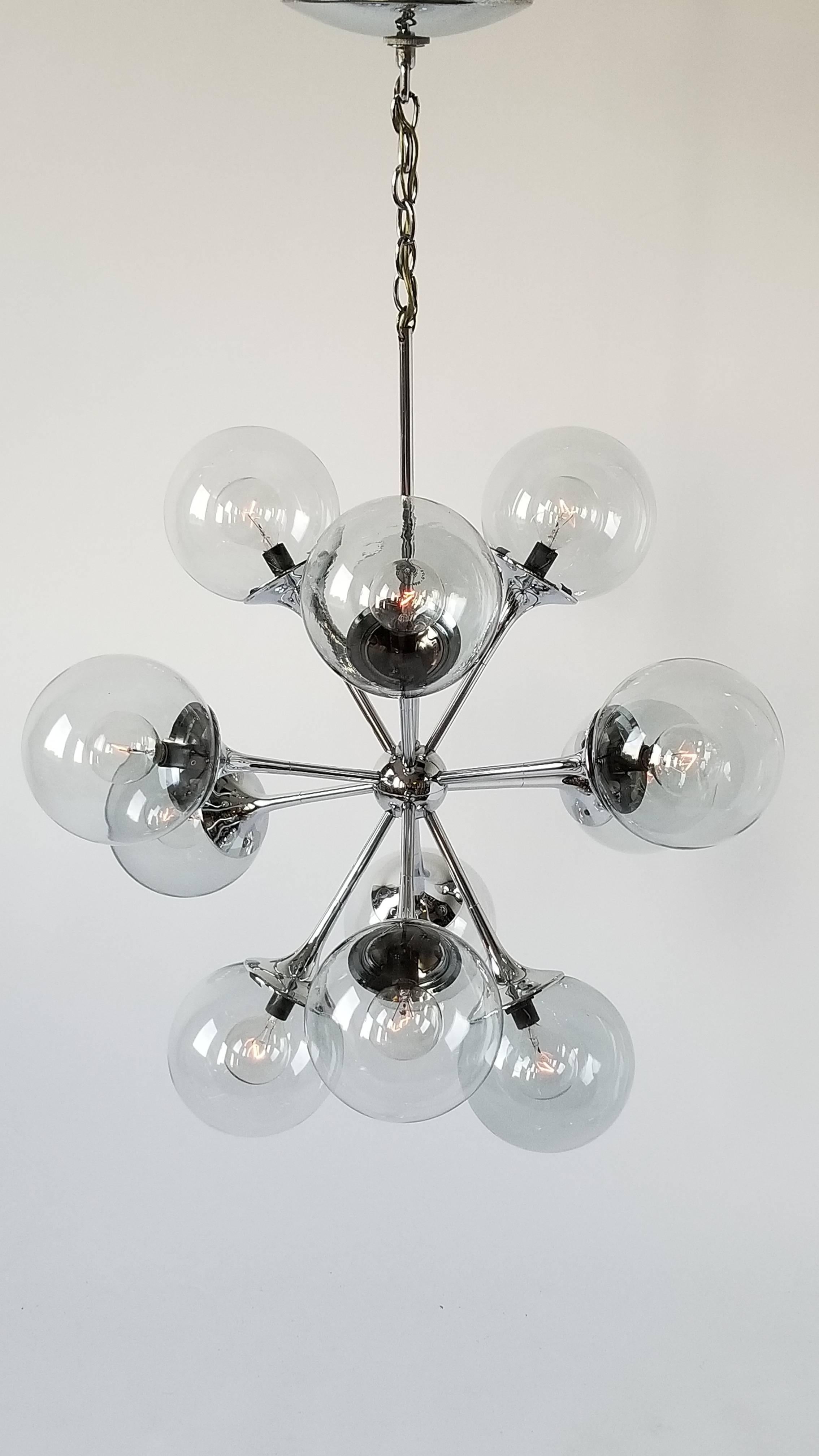 1970s Lightolier 12-Arm Chrome Sputnik Chandelier with Glass Shade, USA 2