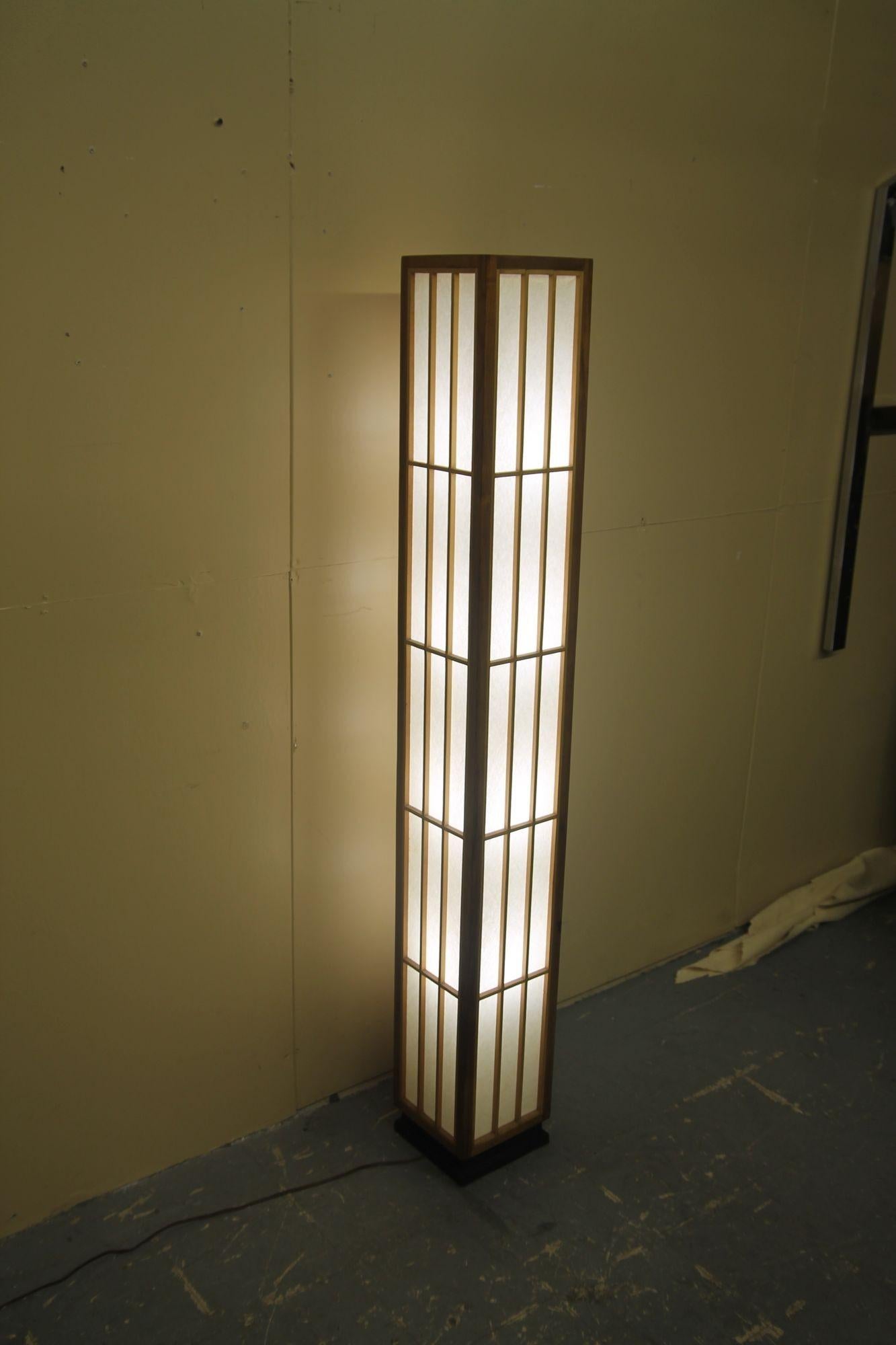 Mid-Century Modern 1970's Lightolier Floor Lamp