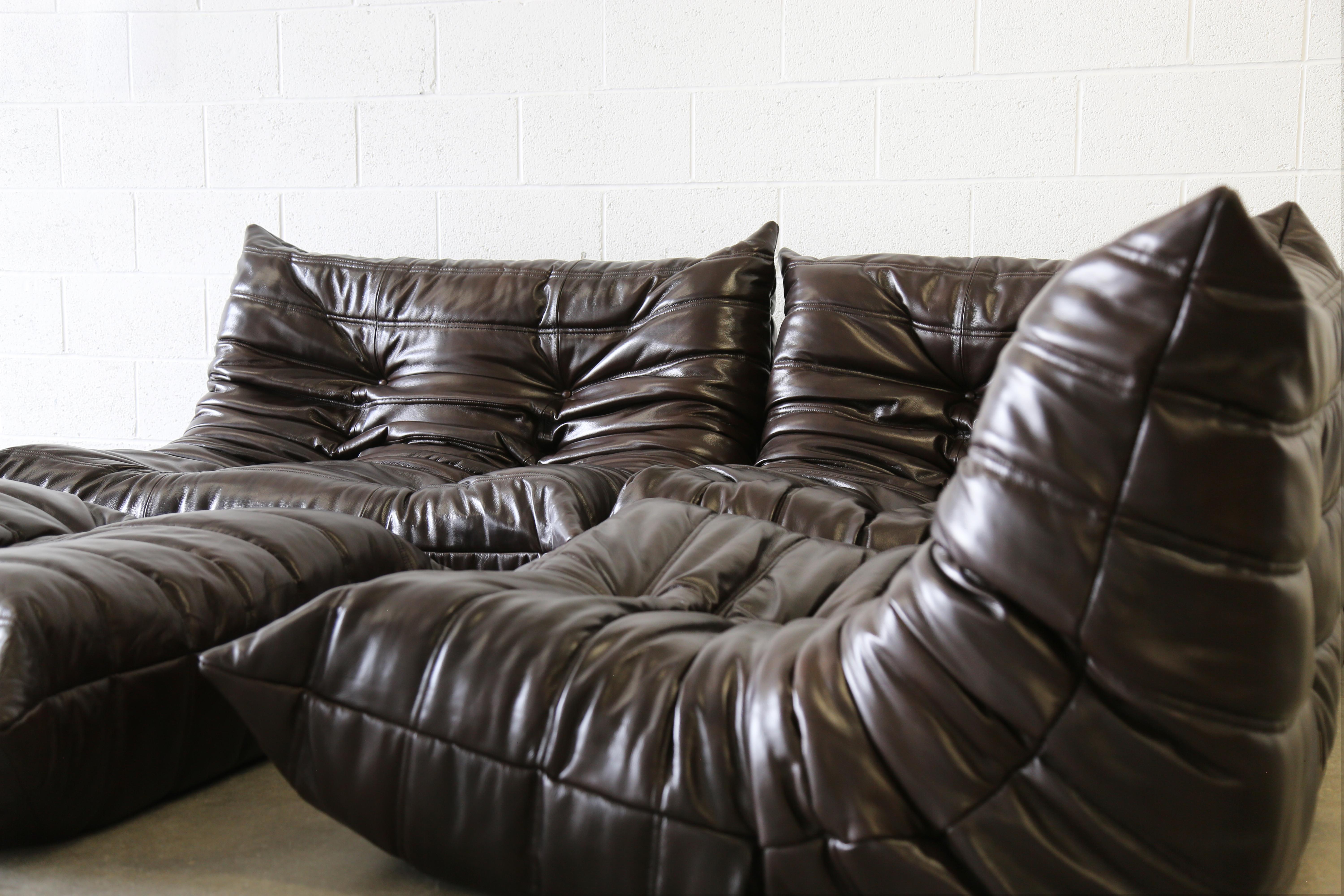 Conjunto de sofá seccional Ligne Roset Togo de los años 70 por Michael Ducaroy, Nueva piel Moderno de mediados de siglo en venta