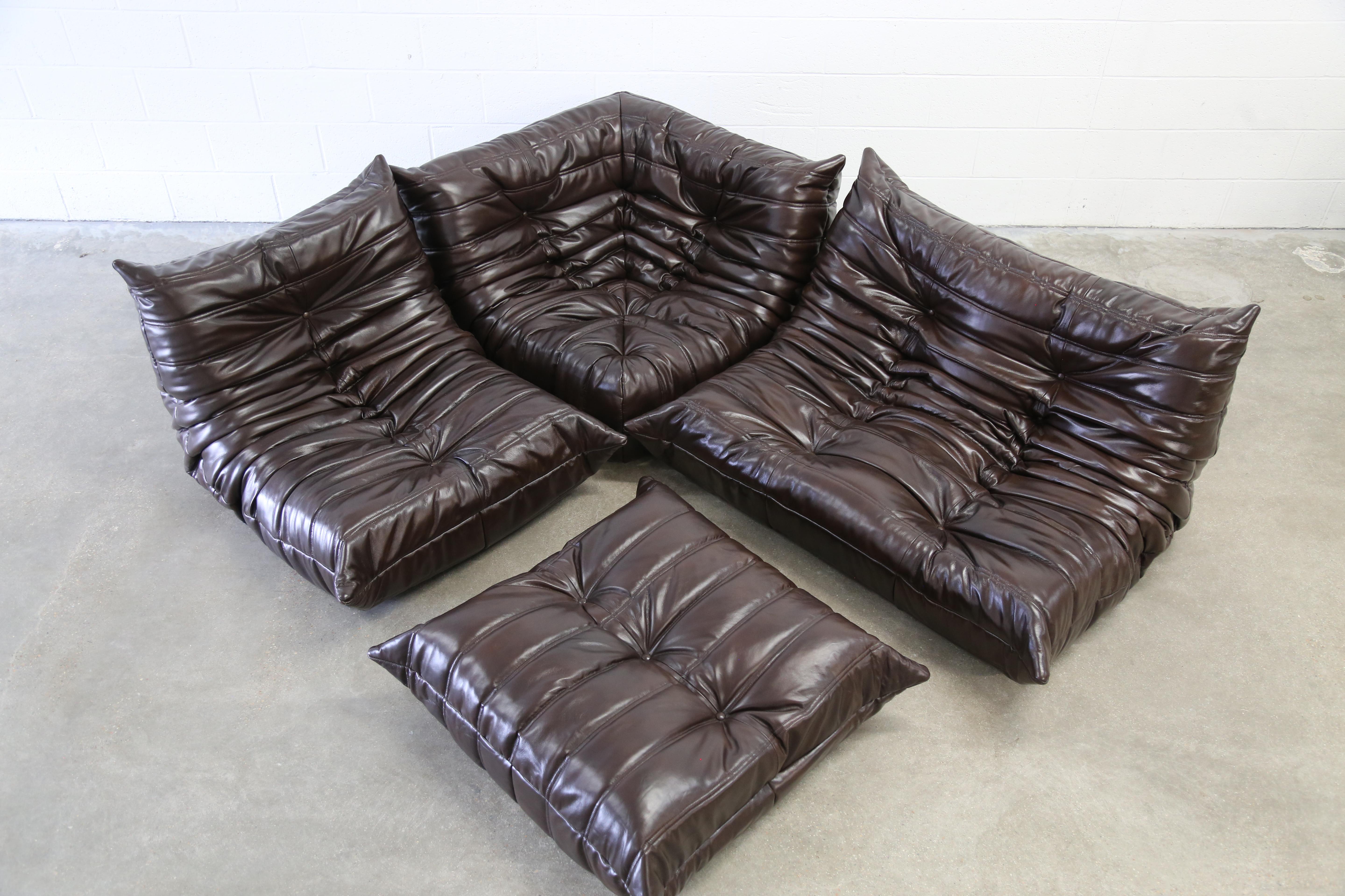 Conjunto de sofá seccional Ligne Roset Togo de los años 70 por Michael Ducaroy, Nueva piel en venta 1