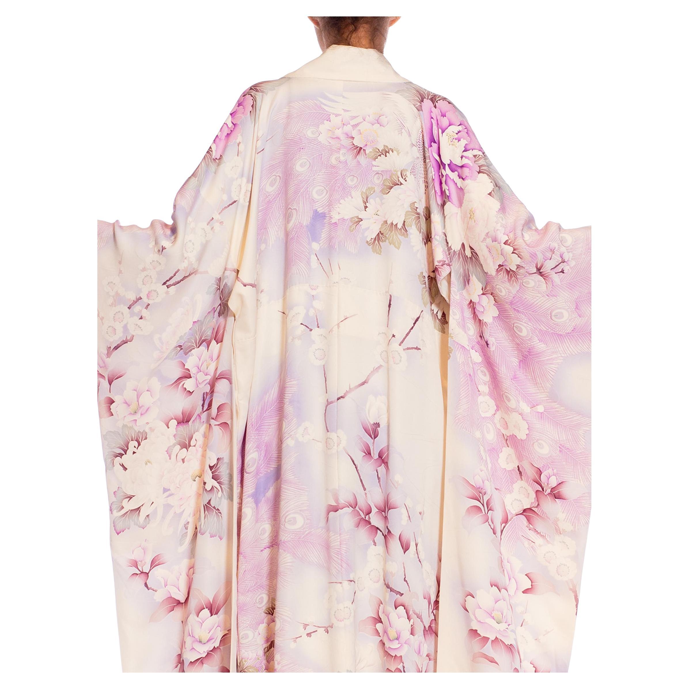 1970S Lilac & White Silk Peacock Floral Kimono In Excellent Condition In New York, NY