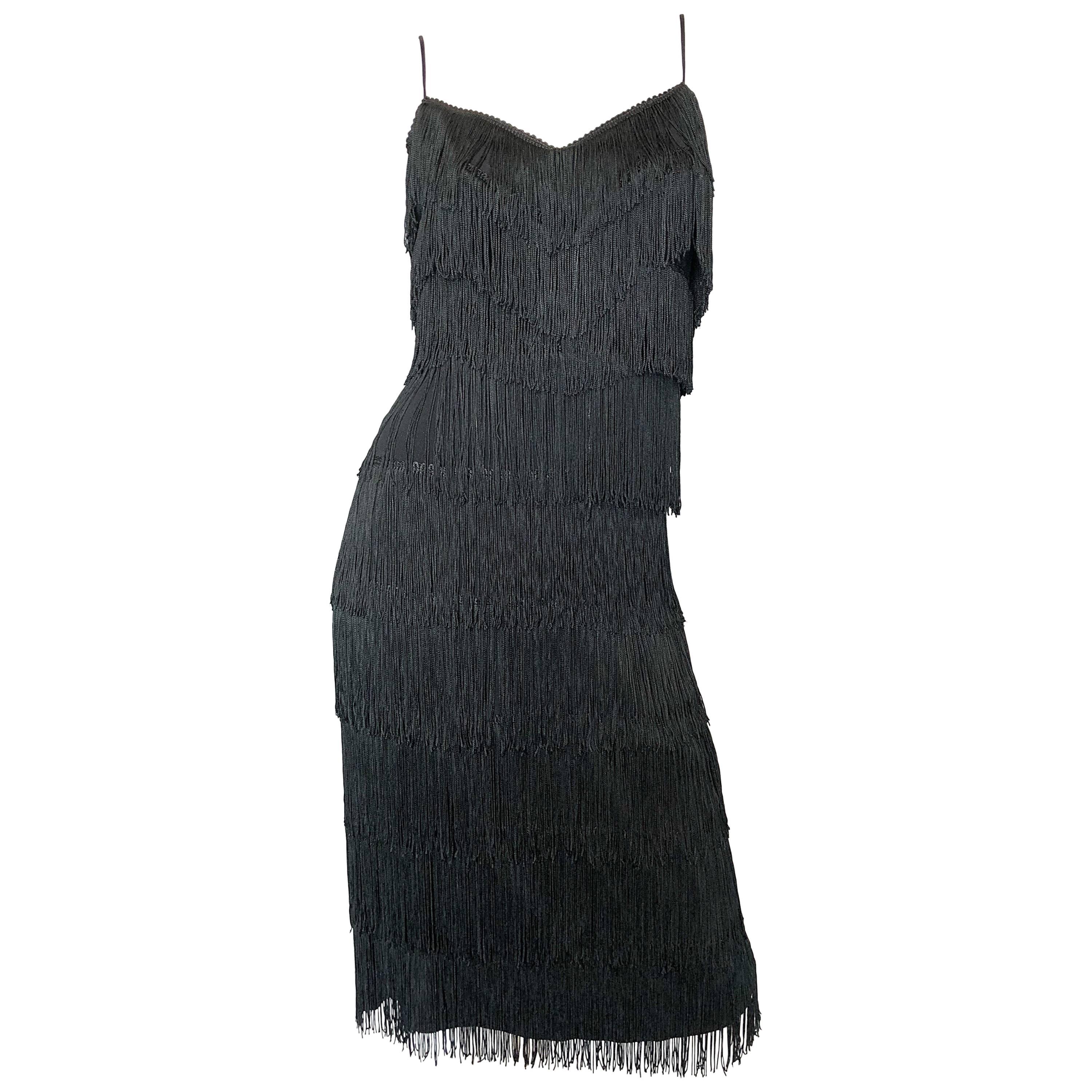 Vestido de cóctel de los años 70 estilo flapper vintage con flecos negros Lilli Diamond de los años 70
