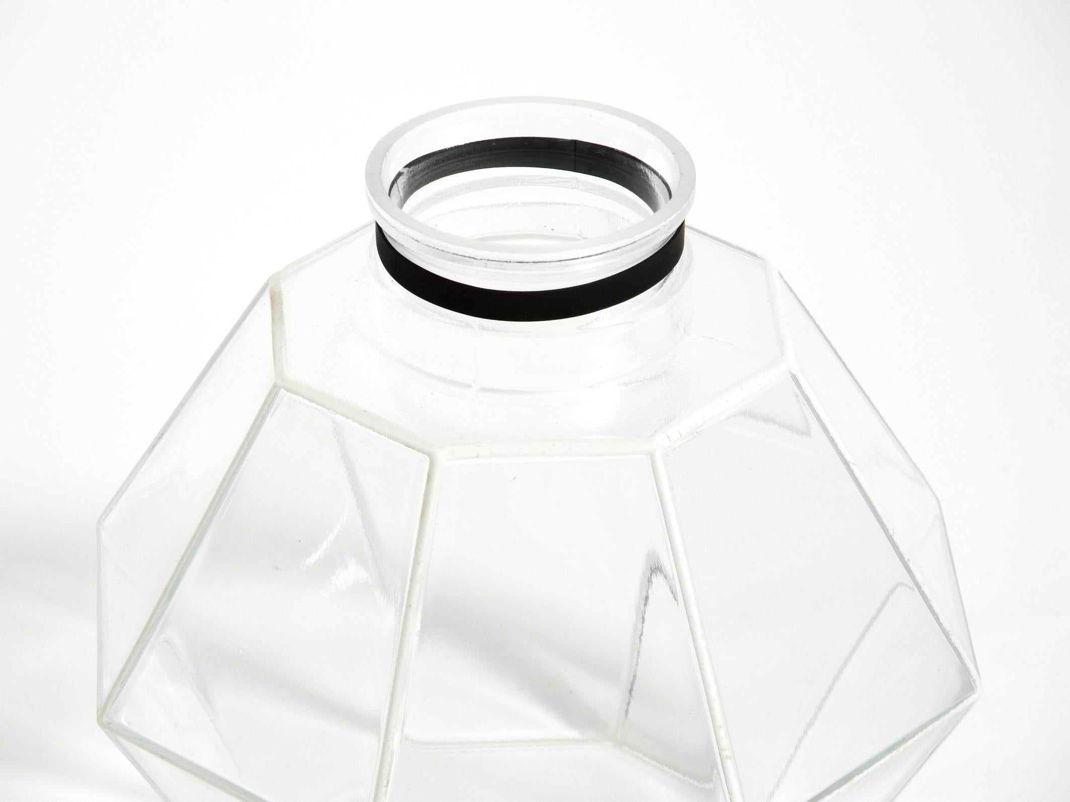 Lámpara de techo de cristal Limburg de los años 70 en forma octogonal con su caja de venta original en venta 8