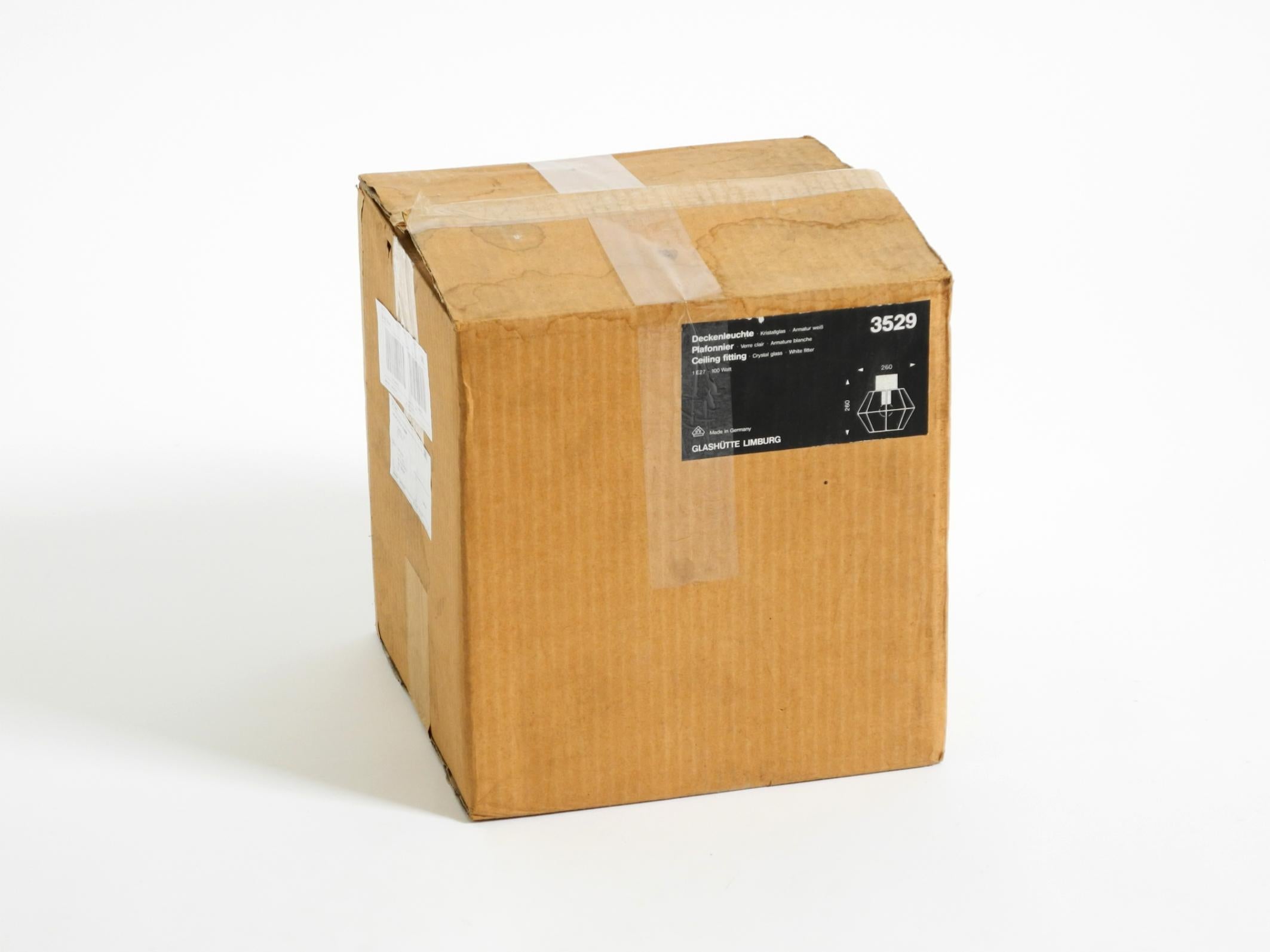 Lámpara de techo de cristal Limburg de los años 70 en forma octogonal con su caja de venta original en venta 11