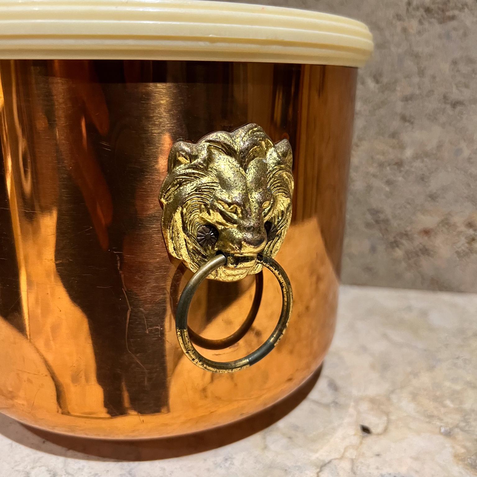 1970s Lion Ice Bucket Copper Craft Guild In Fair Condition In Chula Vista, CA