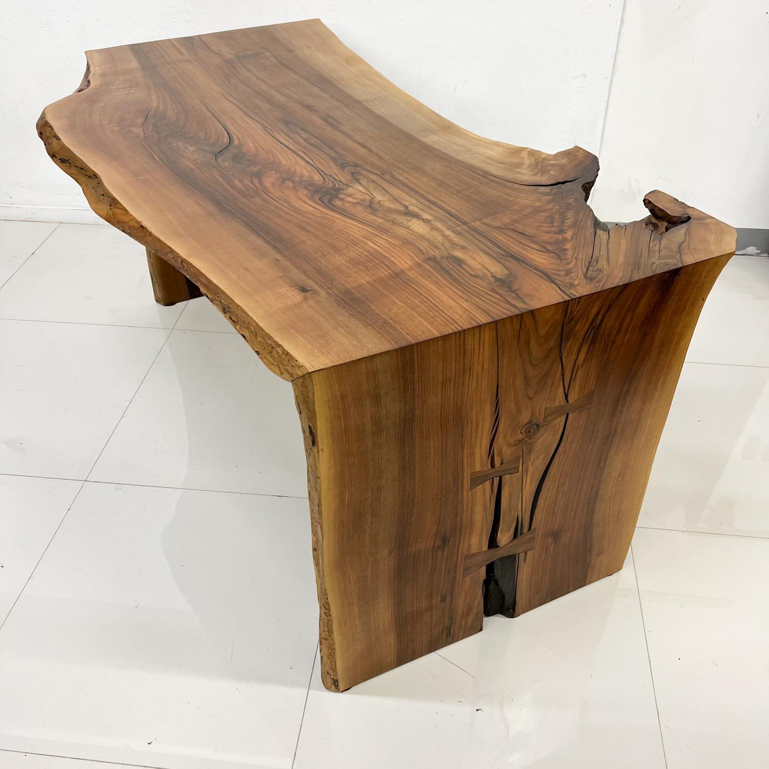 1970s Live Edge Walnut Waterfall Desk Inspiration George Nakashima In Good Condition For Sale In Chula Vista, CA