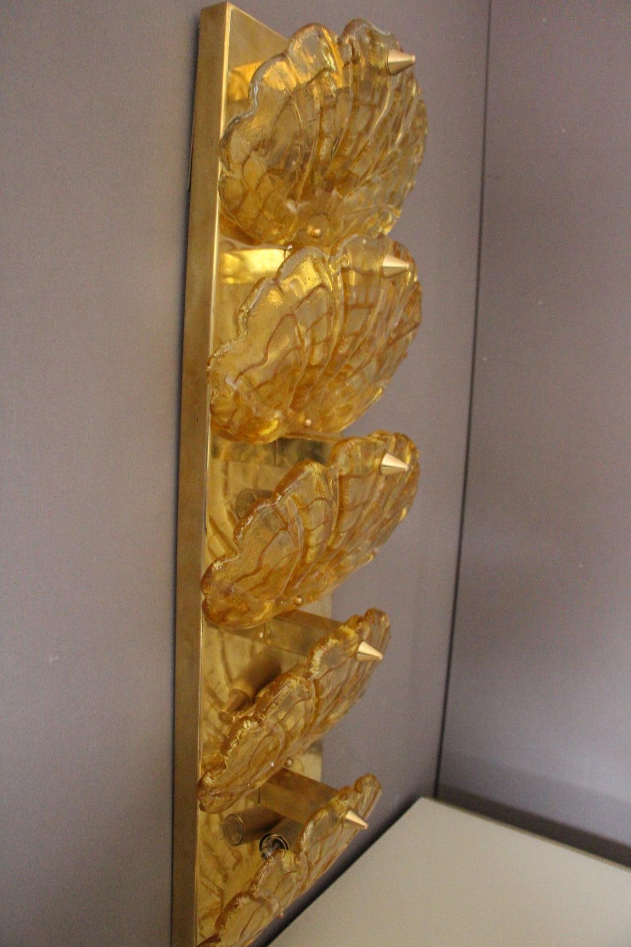 Long Pair of Sconces in Yellow Murano Glass and Brass In Excellent Condition In Saint-Ouen, FR