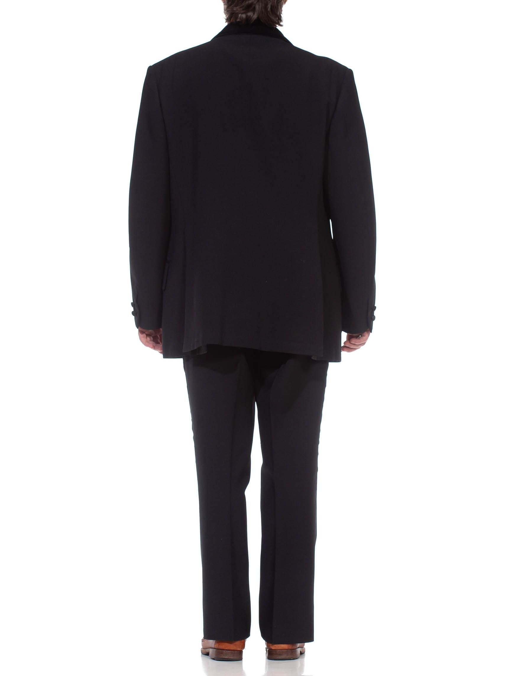 1970S LORD WEST Black Polyester  Velvet & Silk Single Button Peak Lapel Disco T For Sale 2