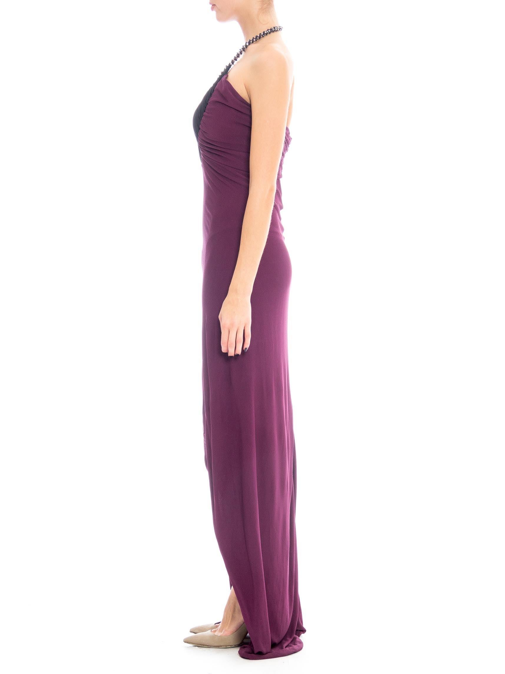 1970S LORIS AZZARO Black & Purple Viscose Jersey Slinky Disco Trained Gown For Sale 10
