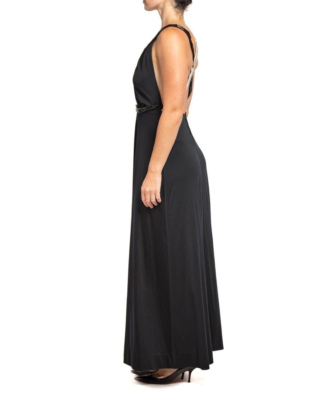 1970S LORIS AZZARO Black & White Polyester Jersey Backless Gown In Excellent Condition For Sale In New York, NY