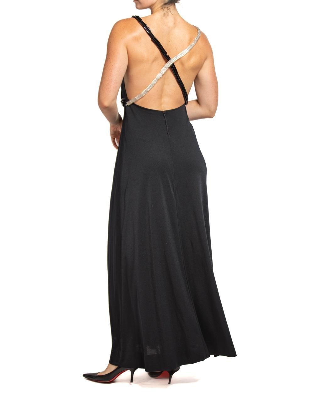1970S LORIS AZZARO Black & White Polyester Jersey Backless Gown For Sale 5