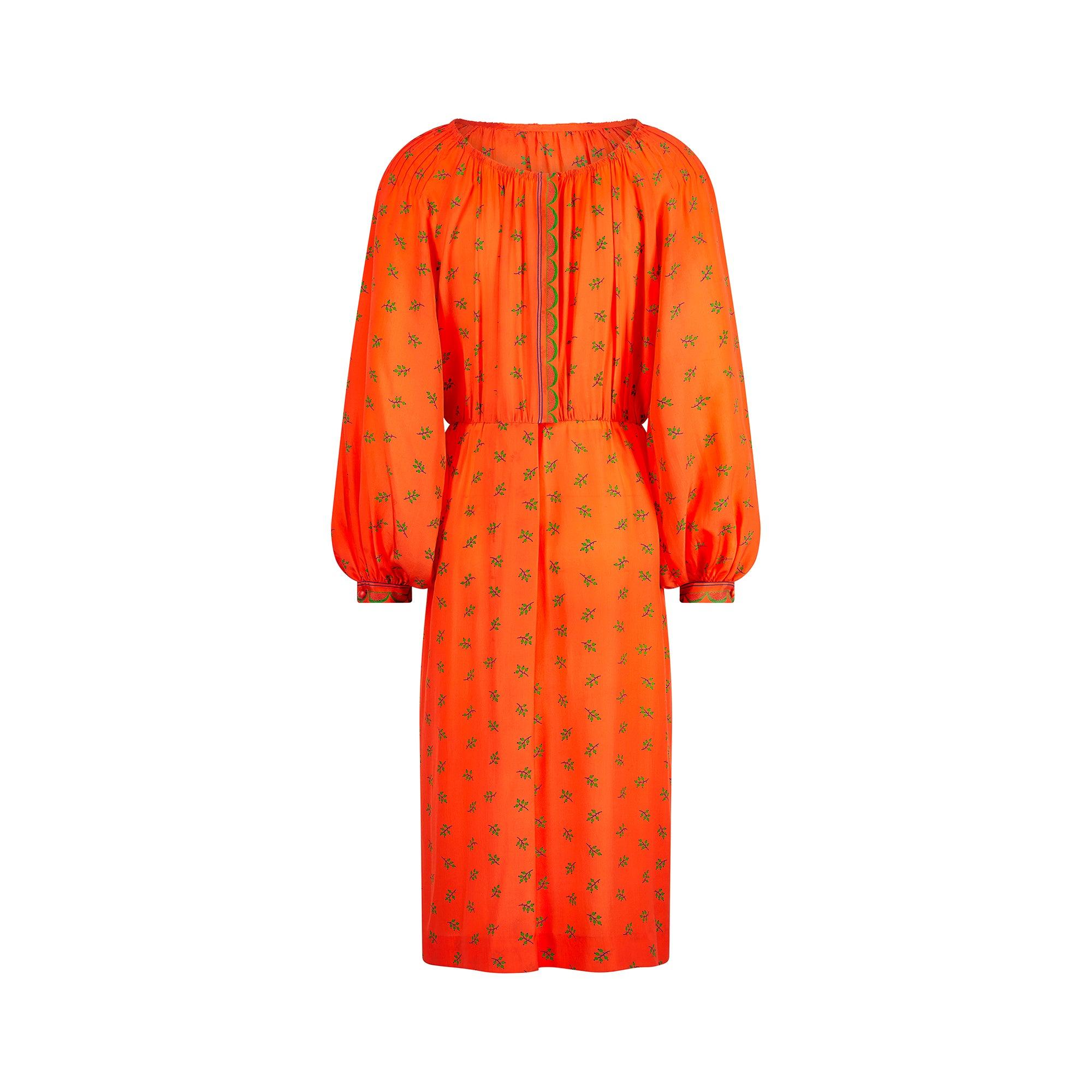 Orangefarbenes Seidenkleid von Louis Feraud Haute Couture, 1970er Jahre im Zustand „Hervorragend“ im Angebot in London, GB