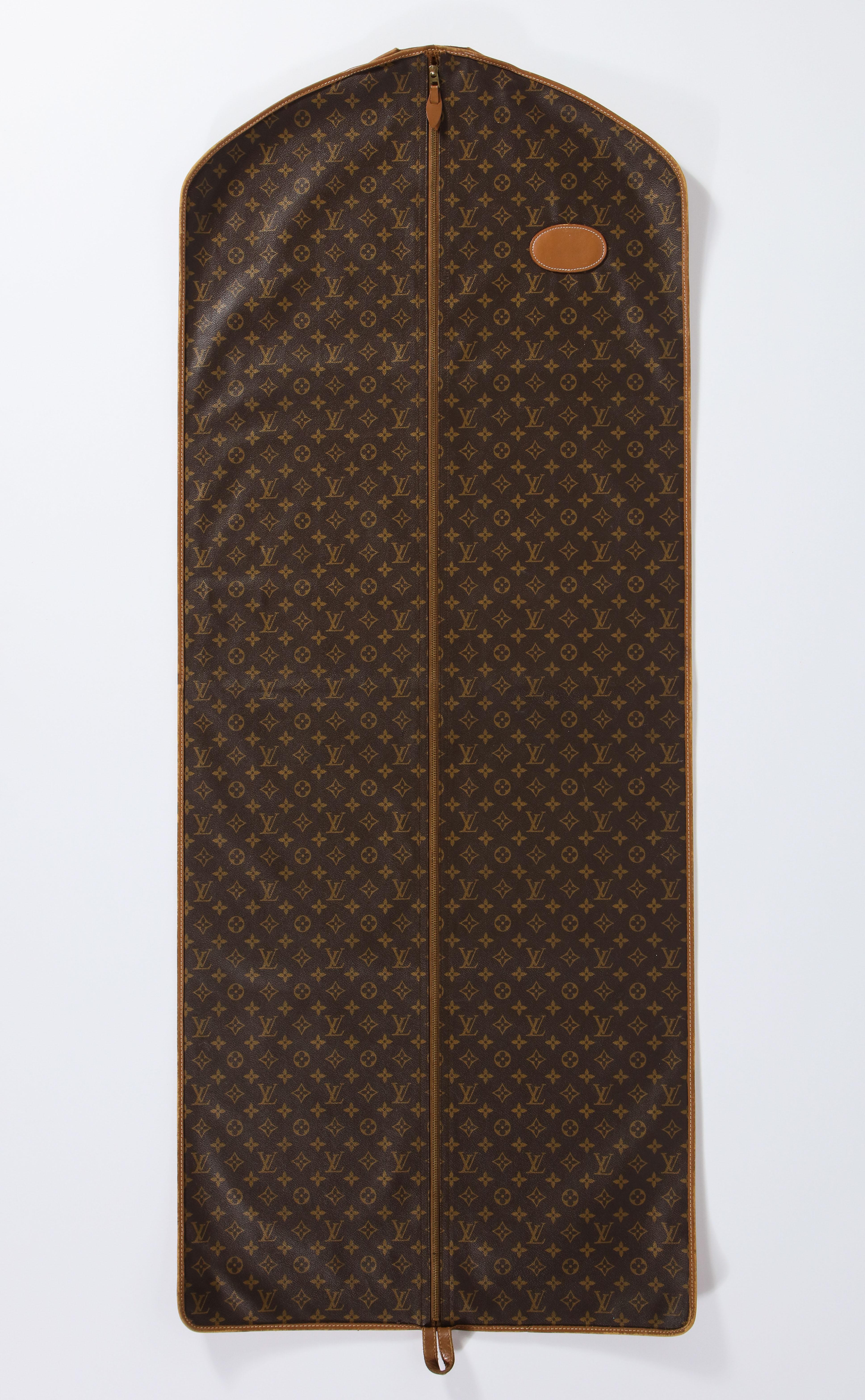 Leather 1970s Louis Vuitton Monogram Brown Coated Canvas Garment Bag