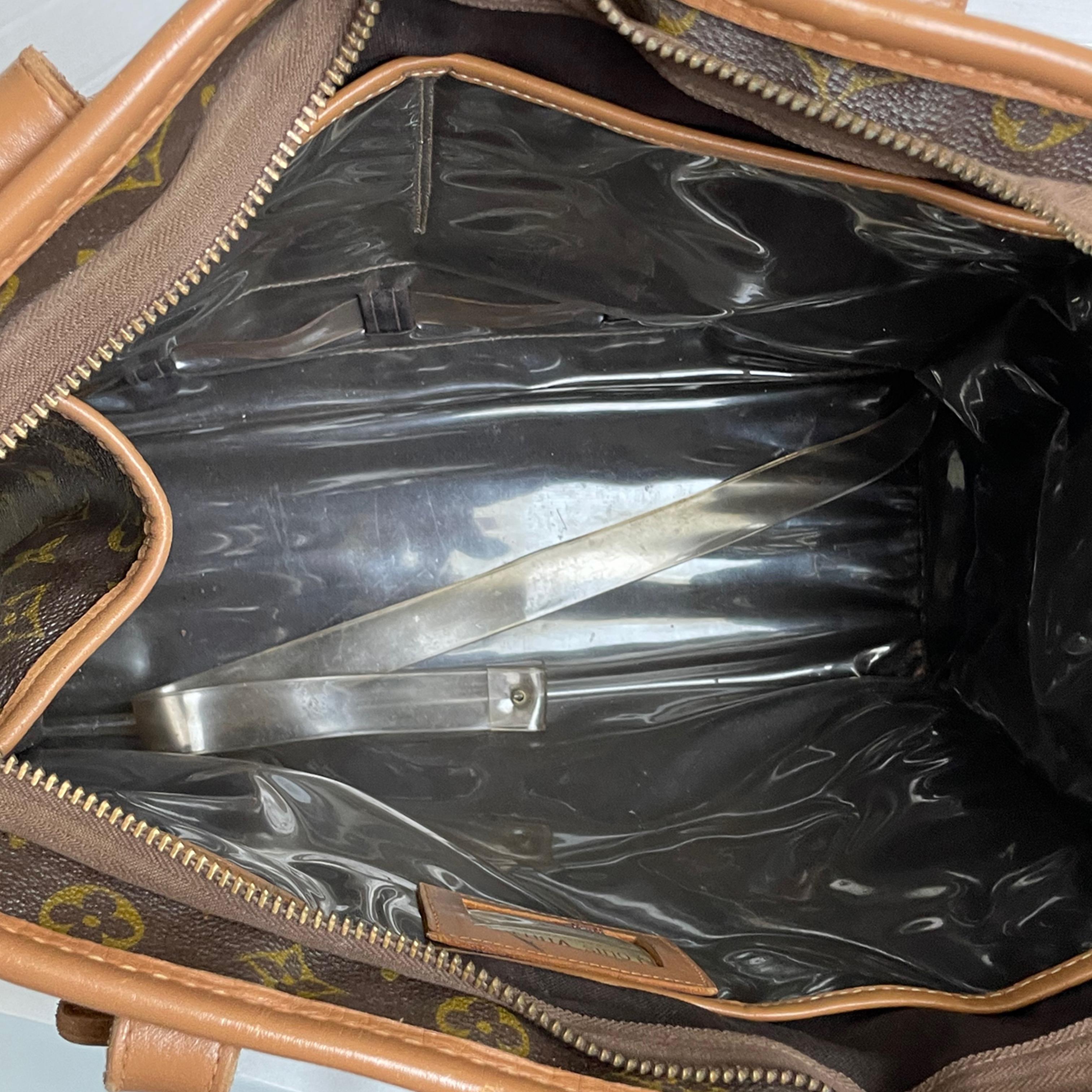 Bolso de mano con monograma de Louis Vuitton x French Luggage Co de los años 70 para Saks en venta 8