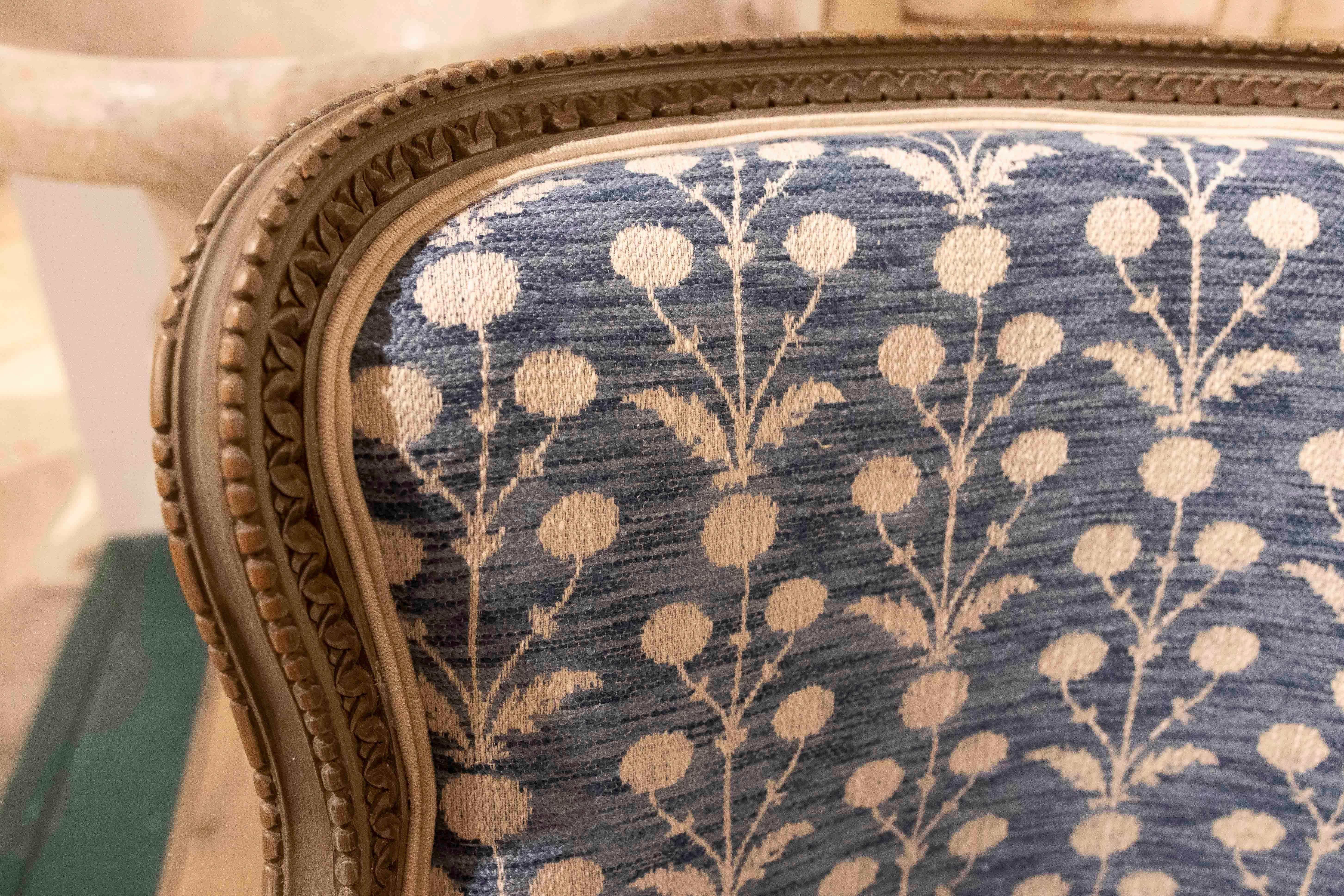1970s Louis XVI Style Armchair with Indigo Blue Floral Upholstery For Sale 4