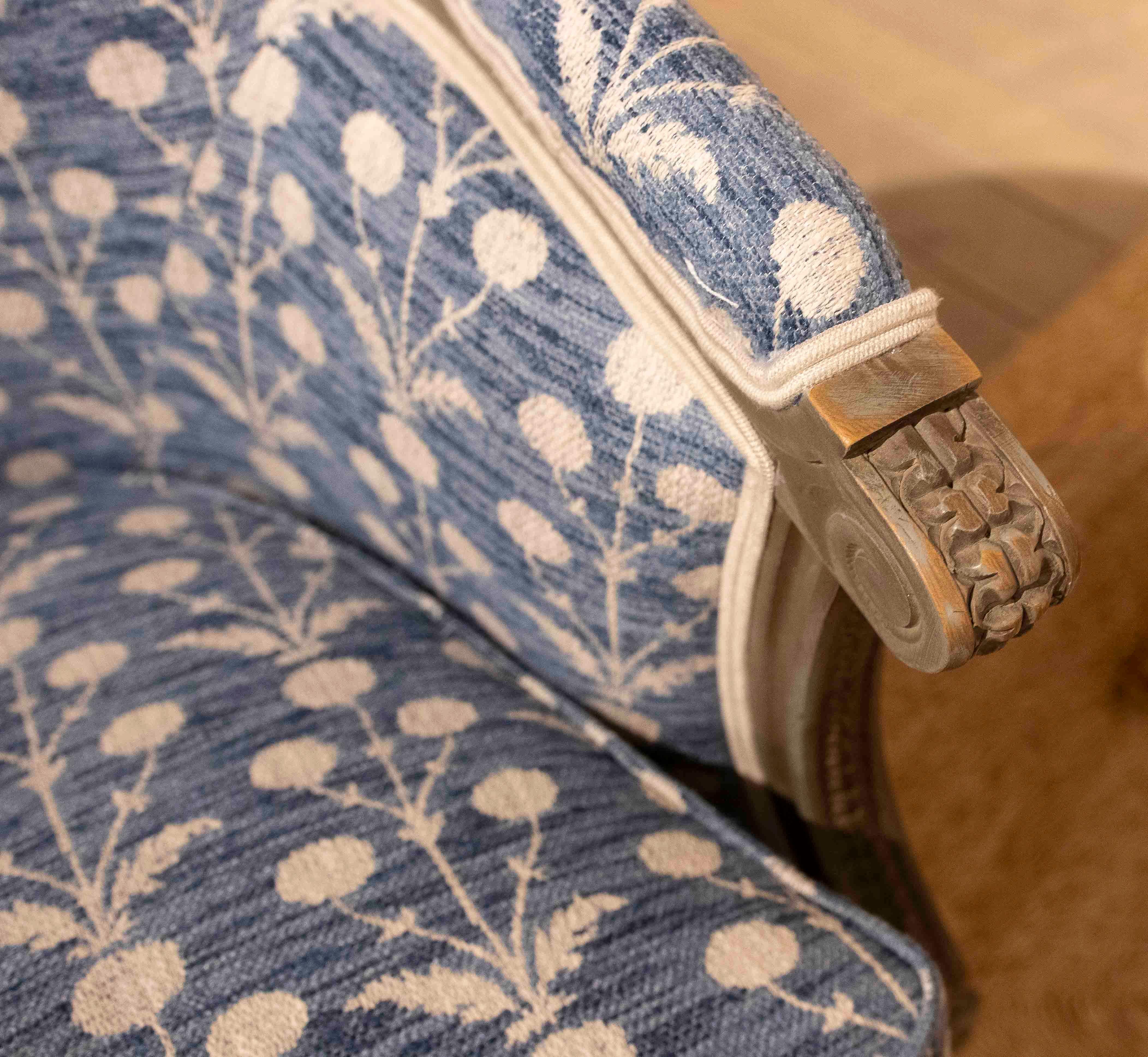 1970s Louis XVI Style Armchair with Indigo Blue Floral Upholstery For Sale 6