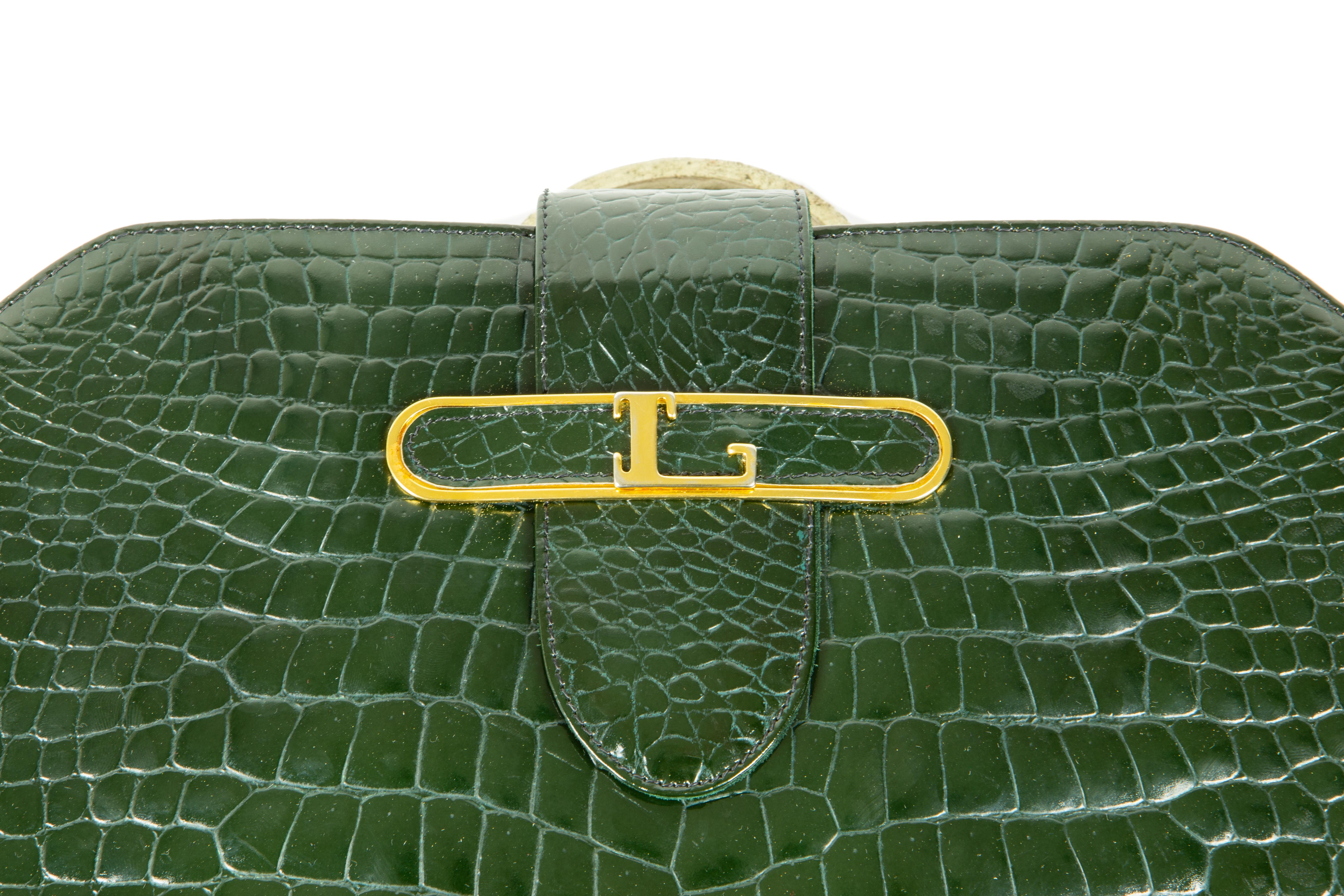 Black 1970s Louise Fontaine Green Crocodile Clutch / Shoulder Bag For Sale