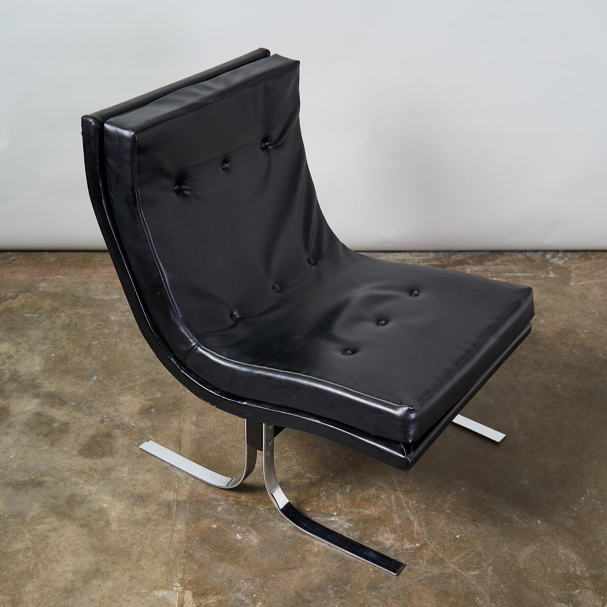 Mid-Century Modern 1970s Lounge Chair