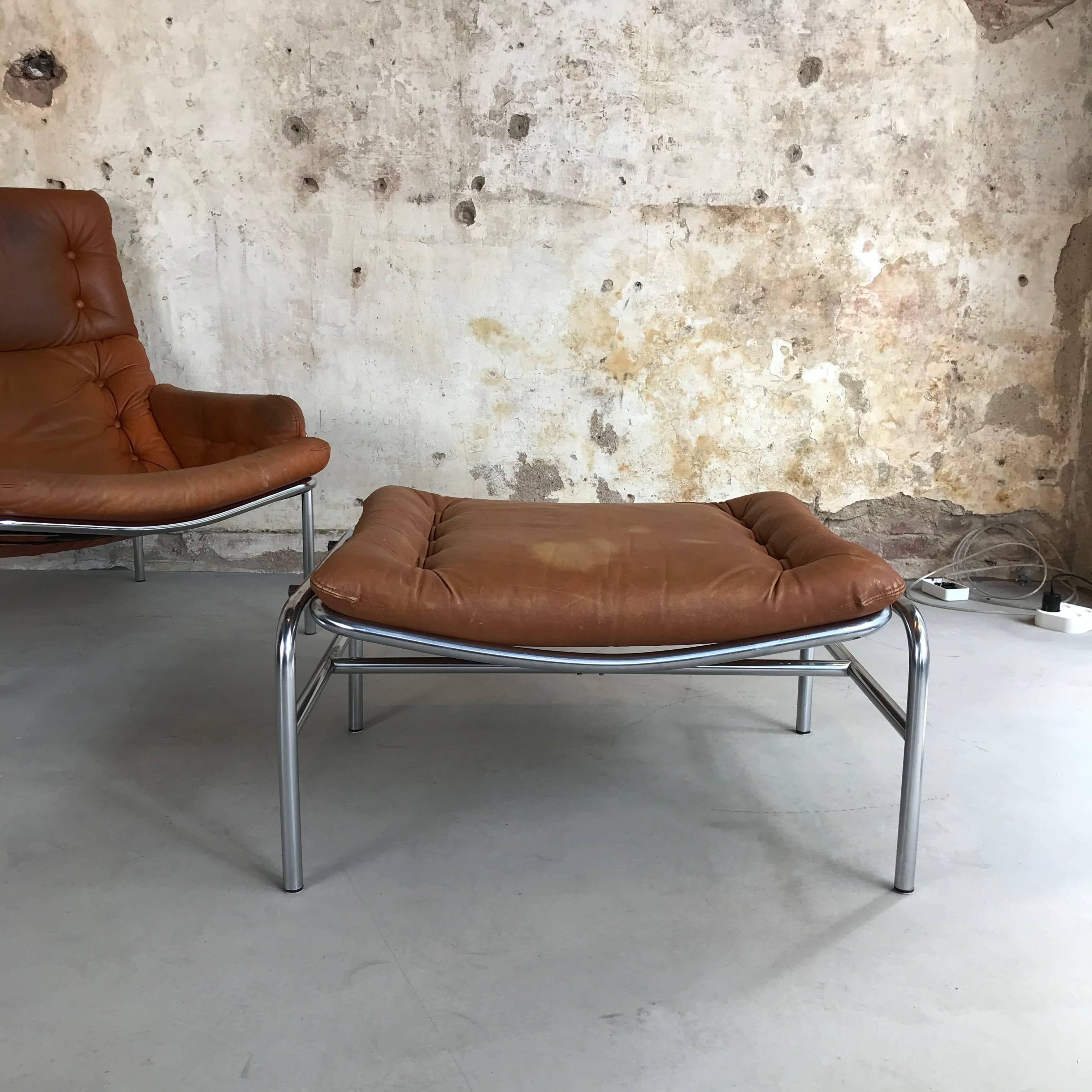 Patinated 1970s Lounge Chair Plus Ottoman SZ09 Nagoya by Martin Visser for Spectrum