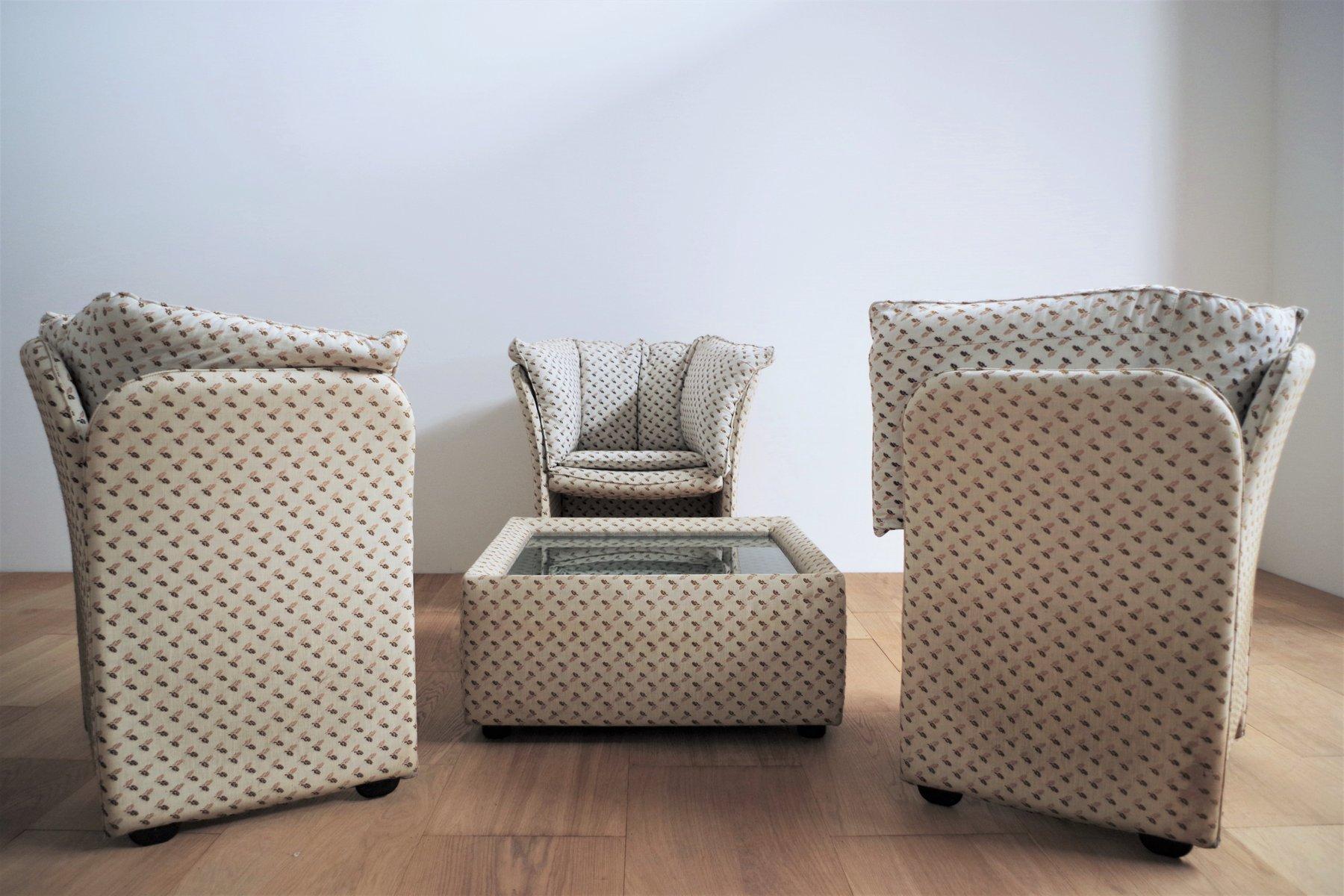 1970s Lounge Set in the Style of B&B Italia - 3 Armchairs and Coffee Table For Sale 2