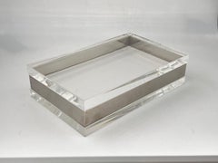 Boîte décorative en lucite et chrome des années 1970
