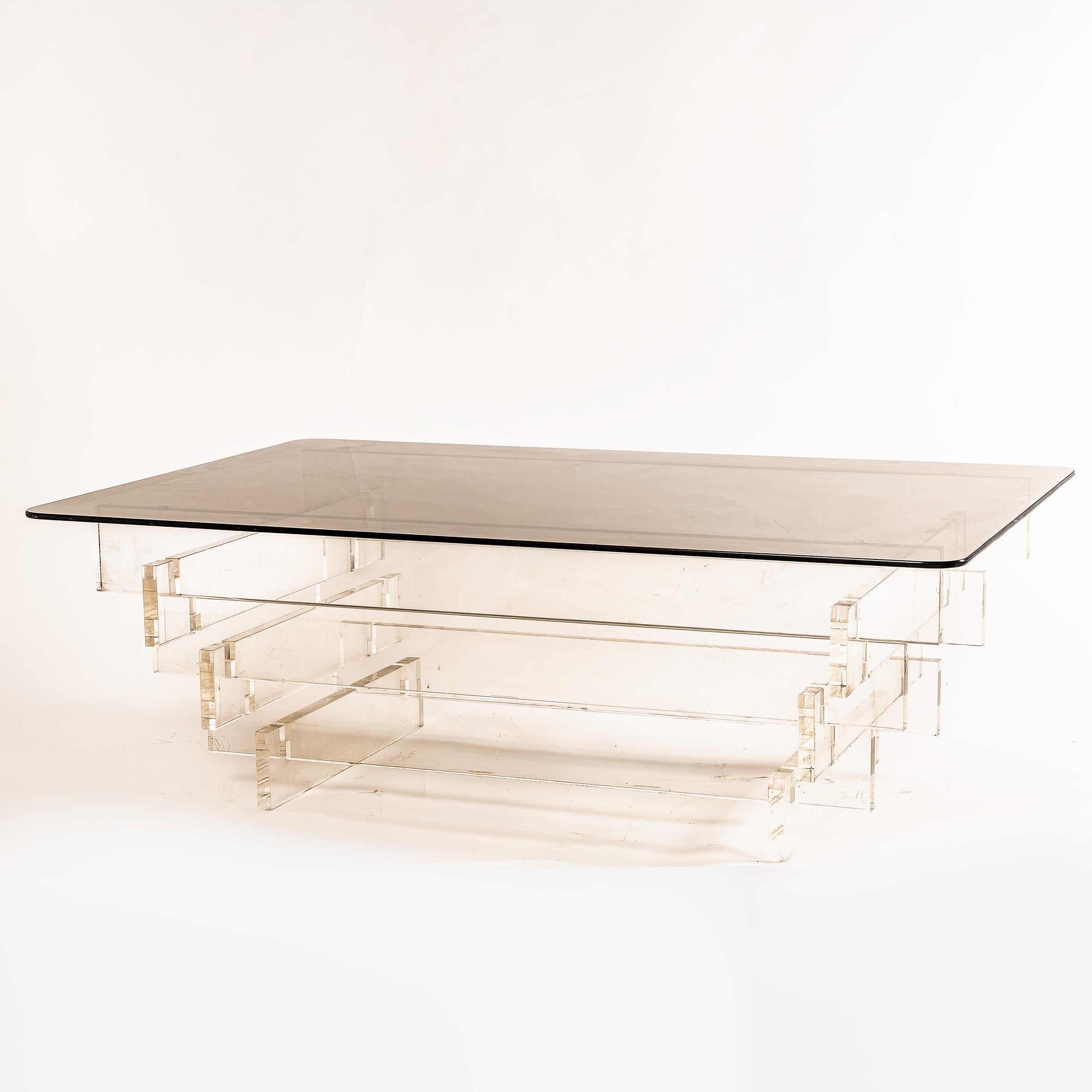 1970s Lucite and Smoked Glass Coffee Table Mid-Century Modern Minimalist Design For Sale 2