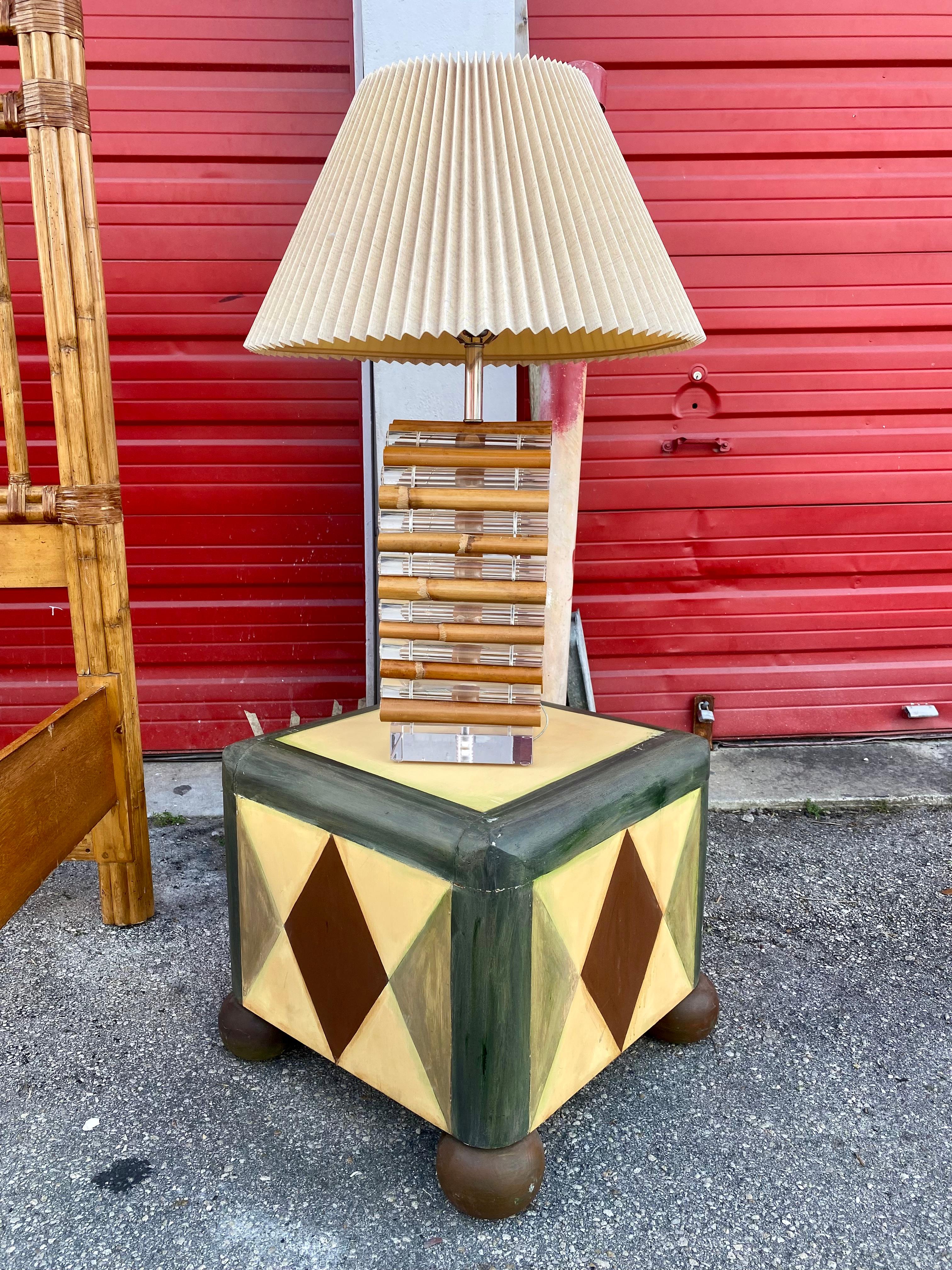 1970s Lucite and Rattan Sculptural Cylinders Lamps For Sale 9