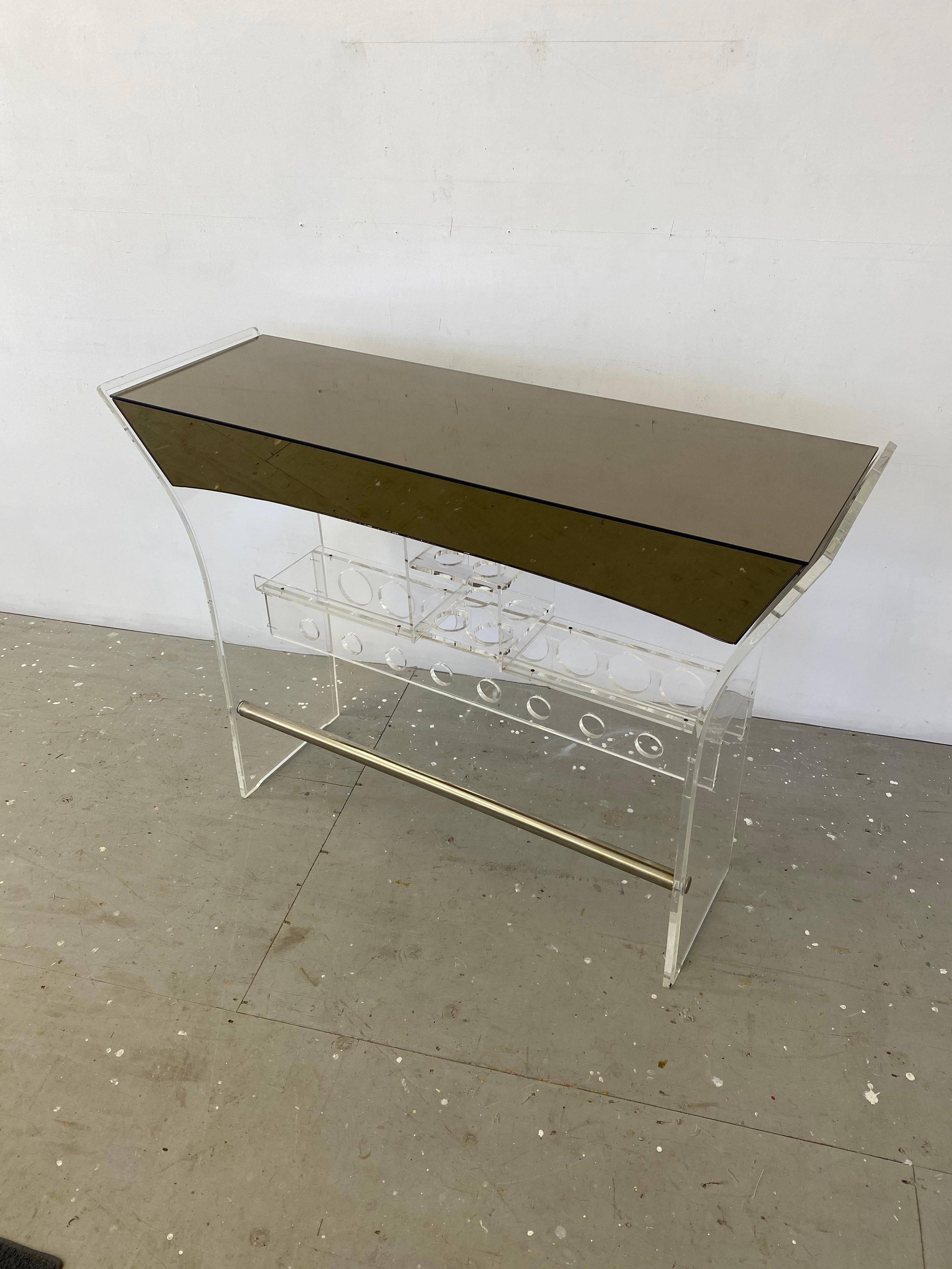 Mid-Century Modern 1970s Lucite Bar and 2 Matching Bar Stools
