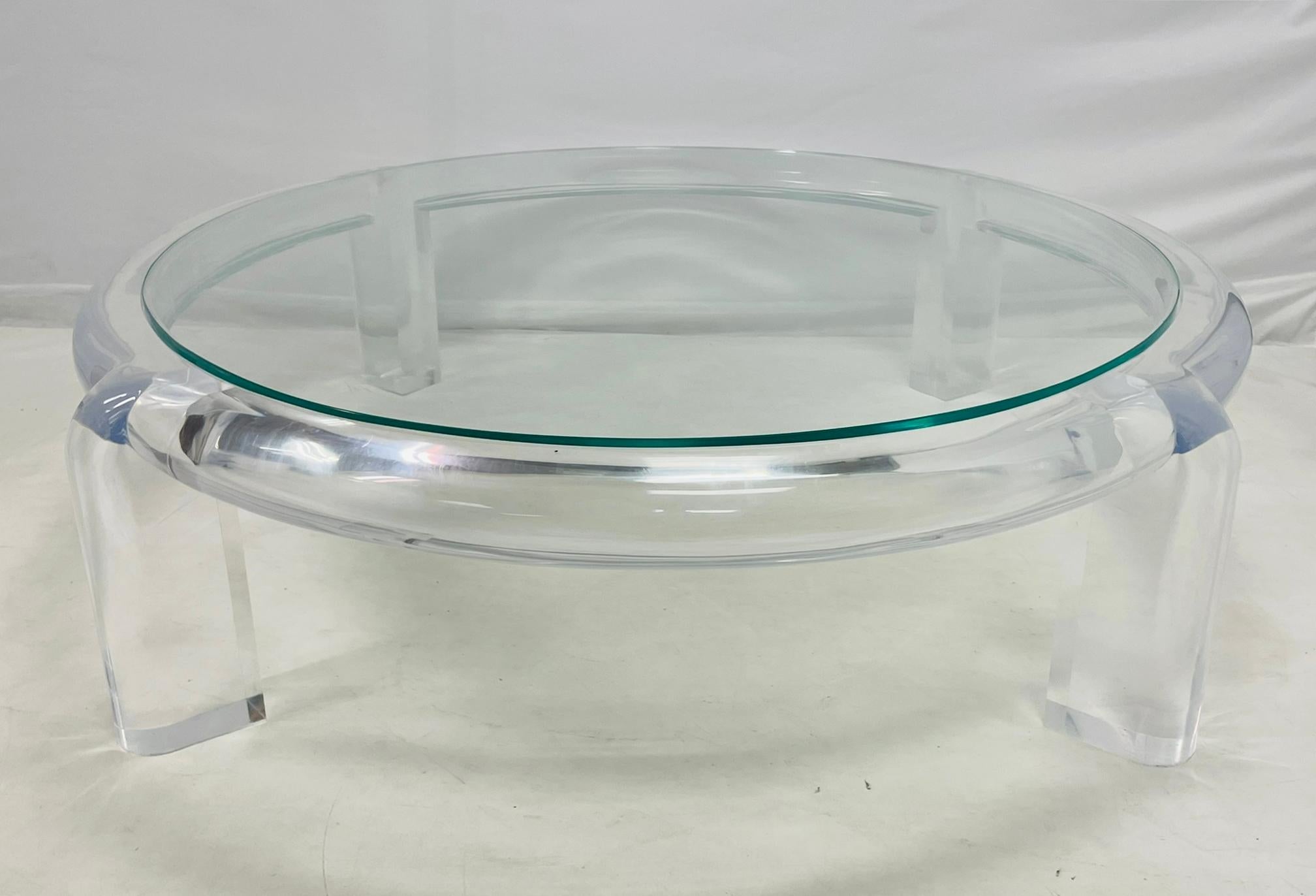 Mid-Century Modern 1970 Lucite & Glass Coffee Table Attributed to Karl Springer, Model No II en vente