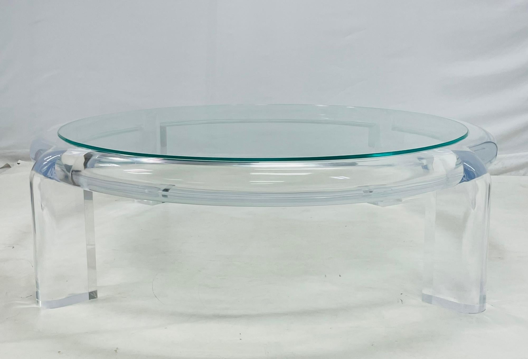 Américain 1970 Lucite & Glass Coffee Table Attributed to Karl Springer, Model No II en vente