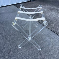 Portabagagli in lucite degli anni '70, opera di Charles Hollis Jones