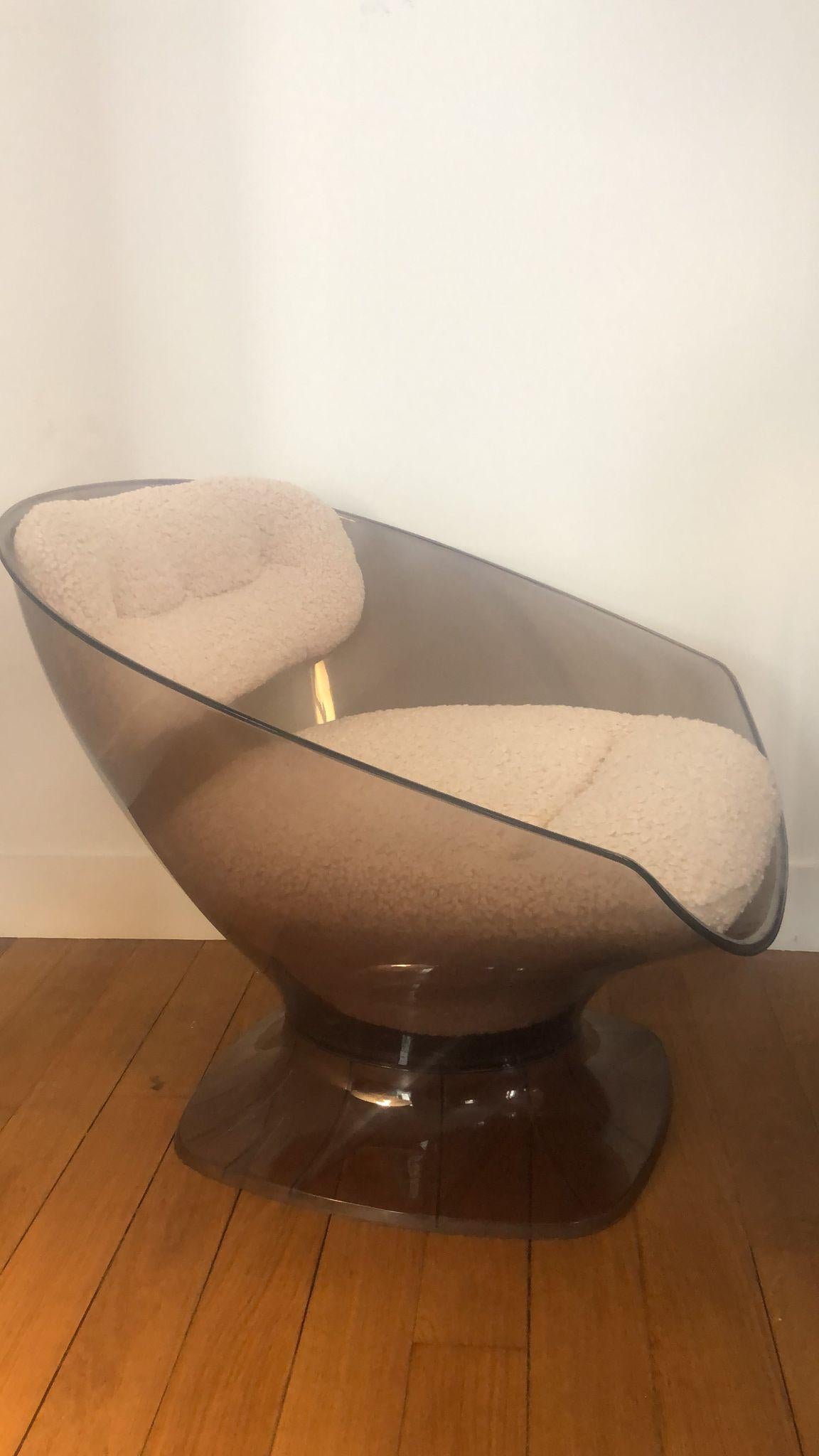 1970er lucite Pod lounge chair von Raphael Raffel im Zustand „Gut“ im Angebot in Paris, FR