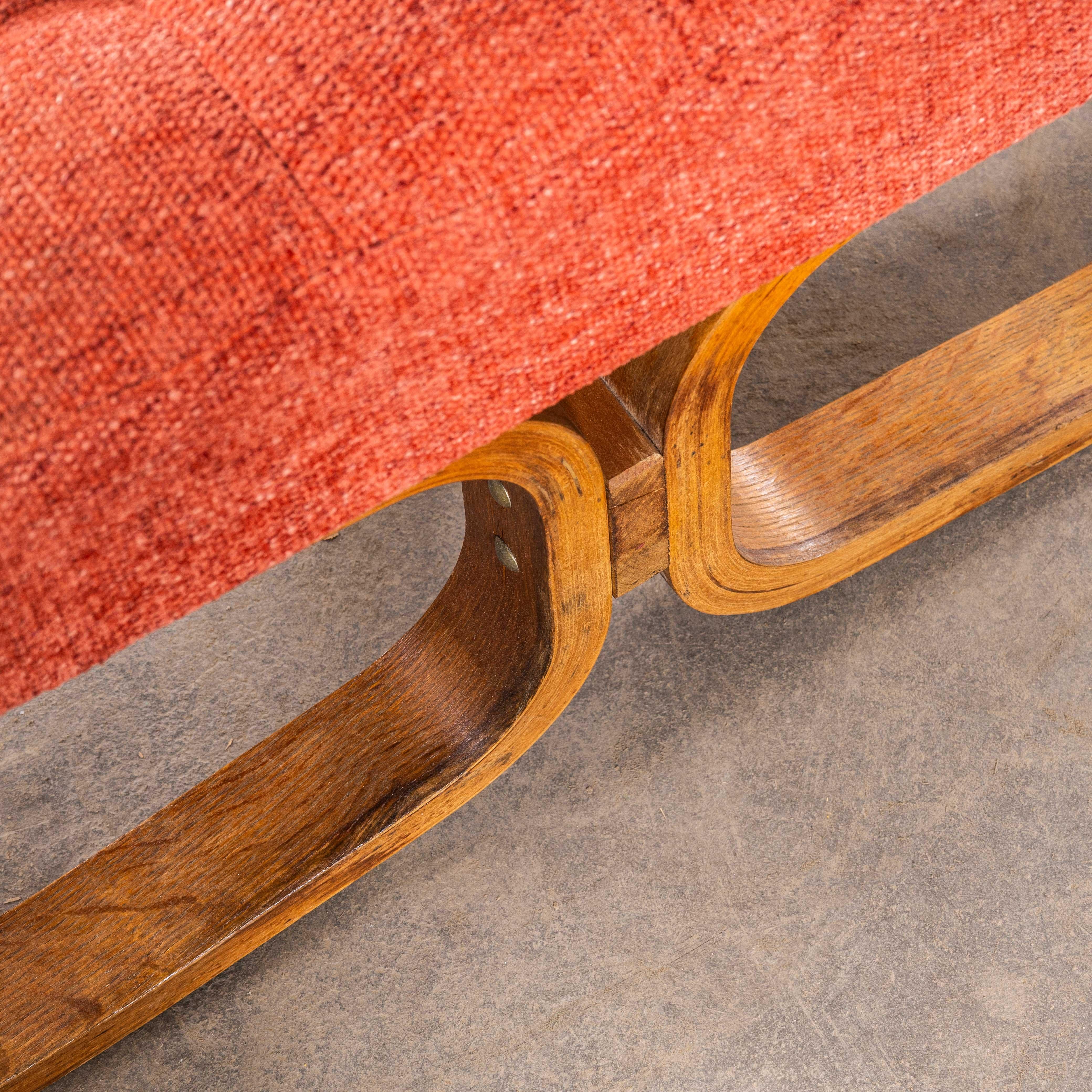 1970's Ludvik Volak Koralle Slubbed Weave Wieder gepolstert Bratislava Beistellstühle im Angebot 4